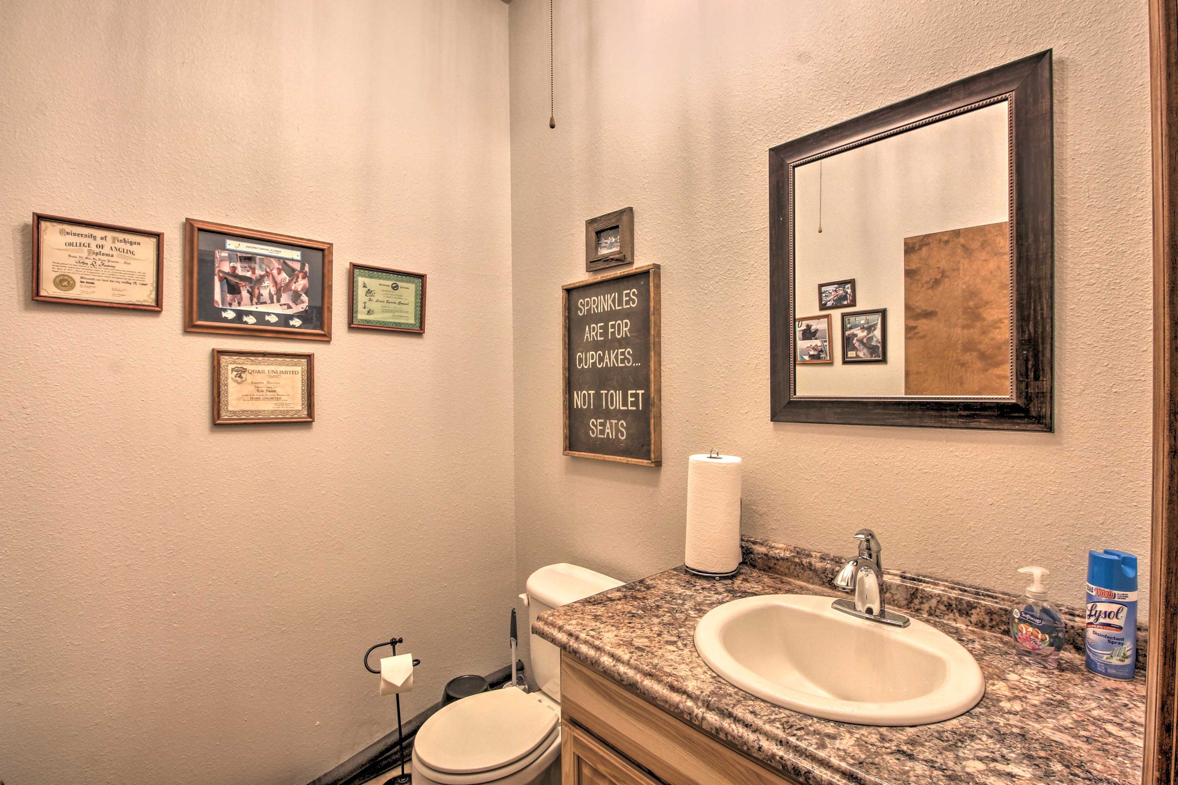 Half Bathroom | Complimentary Toiletries