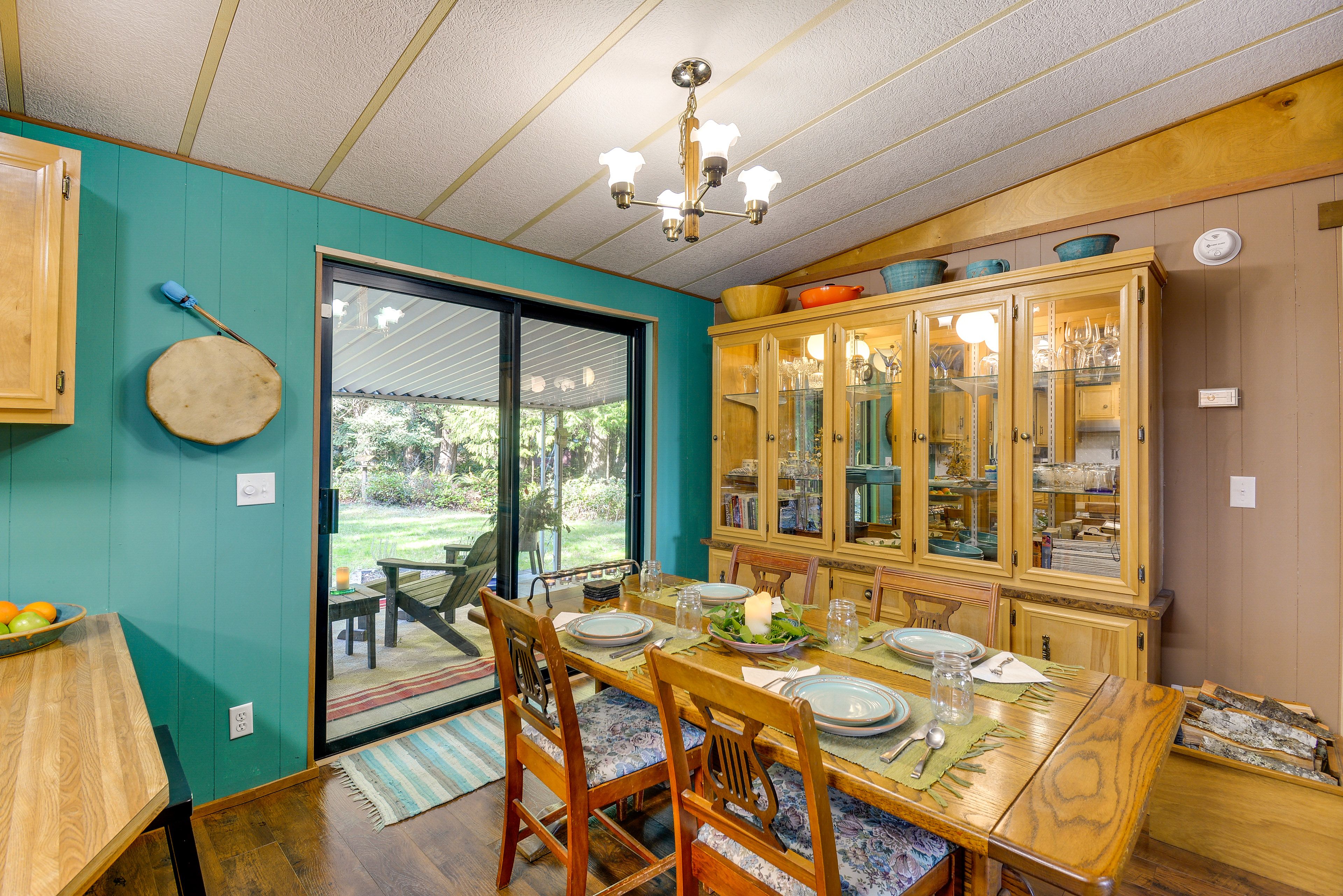 Dining Room | Dishware & Flatware