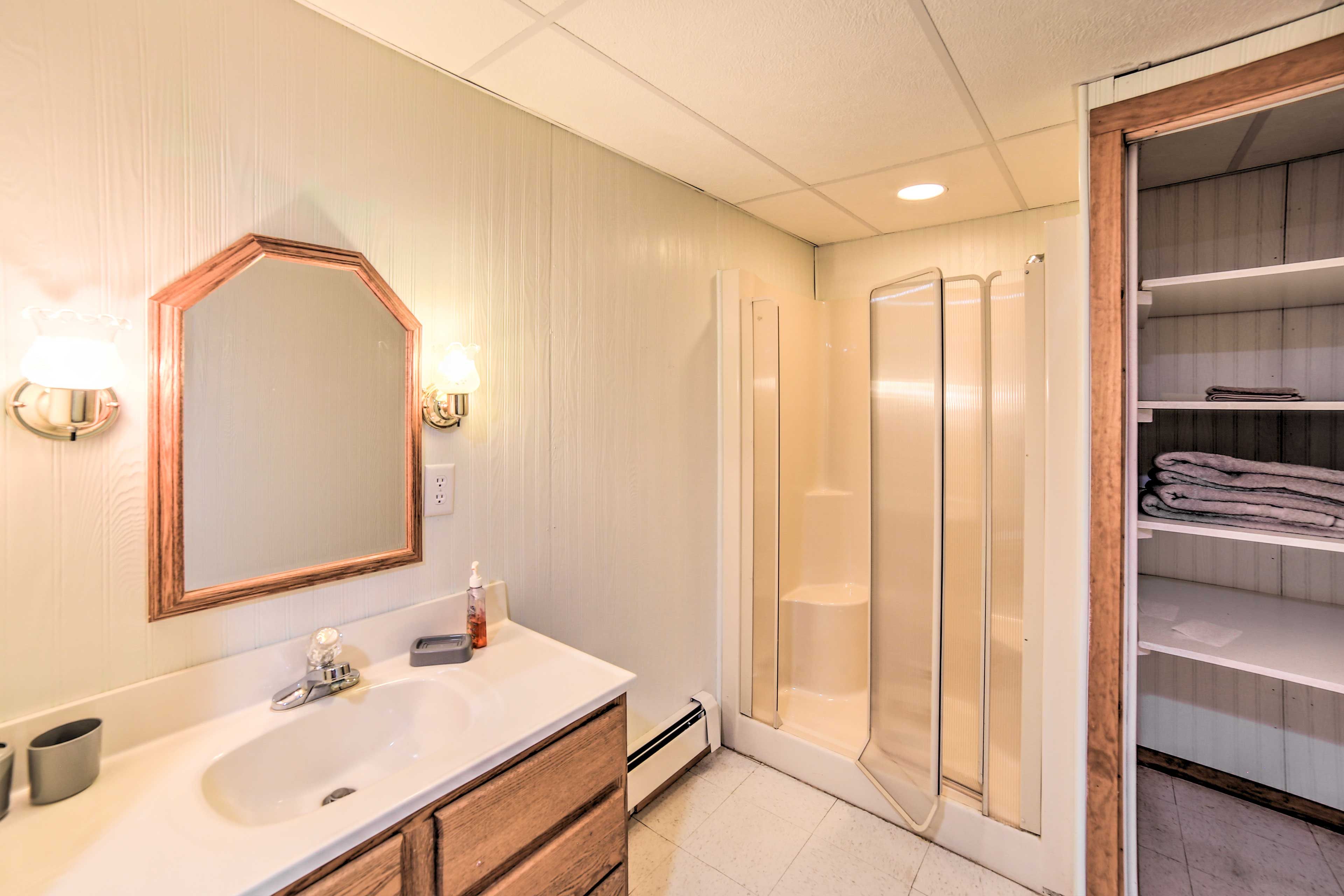Full Bathroom