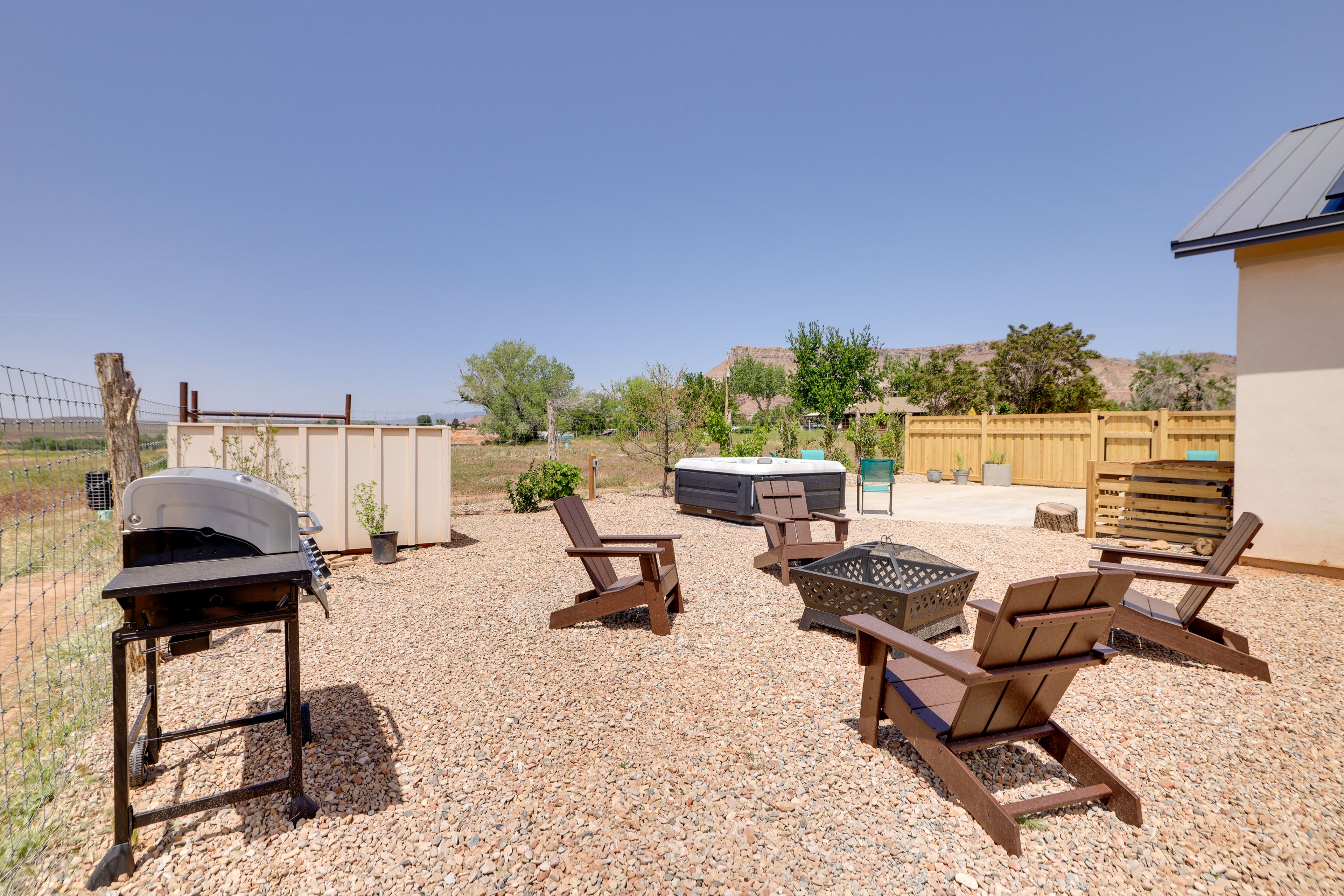 Fire Pit w/ Seating (Firewood Provided) | Gas Grill (Propane Provided)