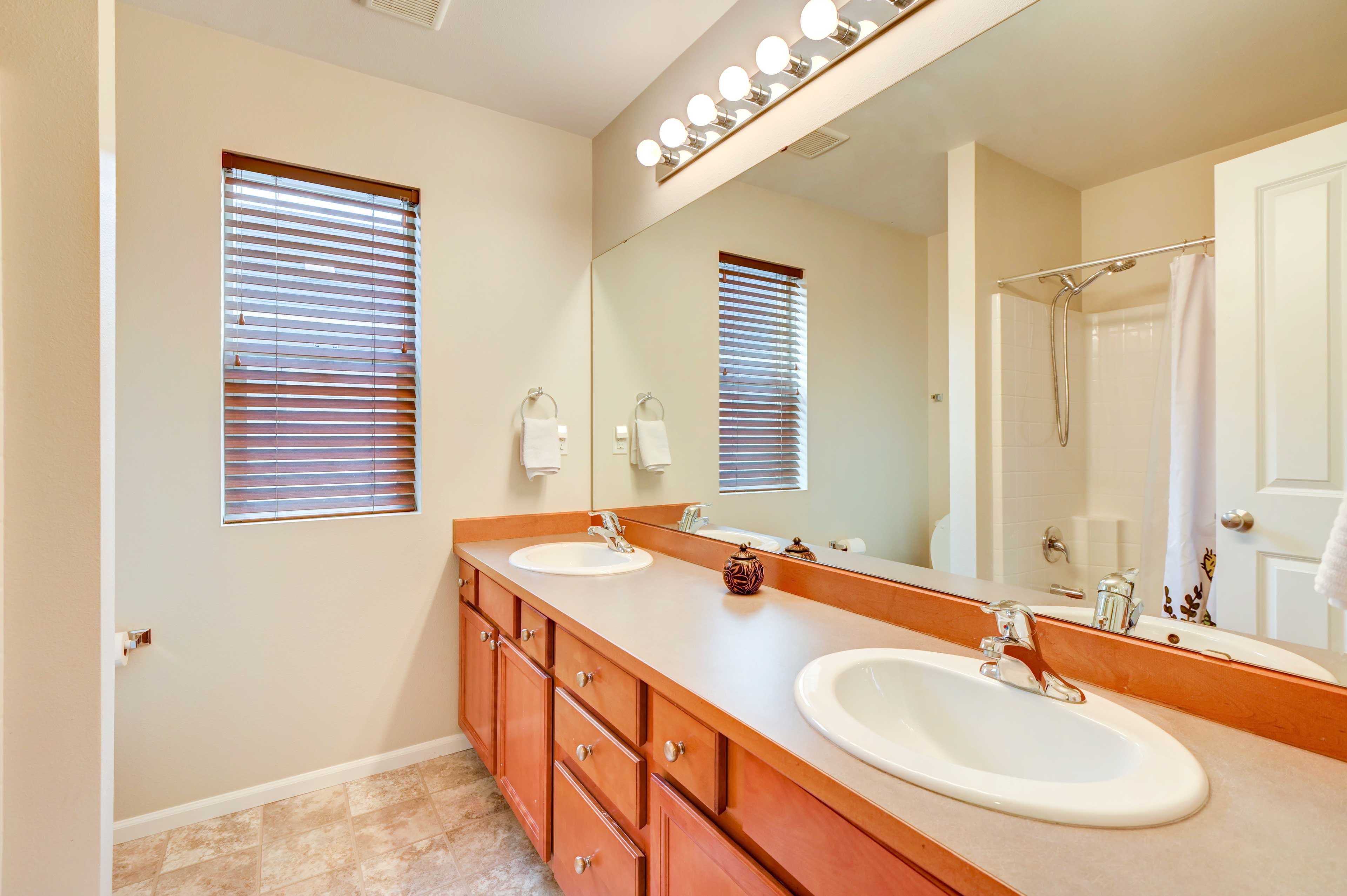 Full Bathroom | 2nd Floor | Hair Dryer