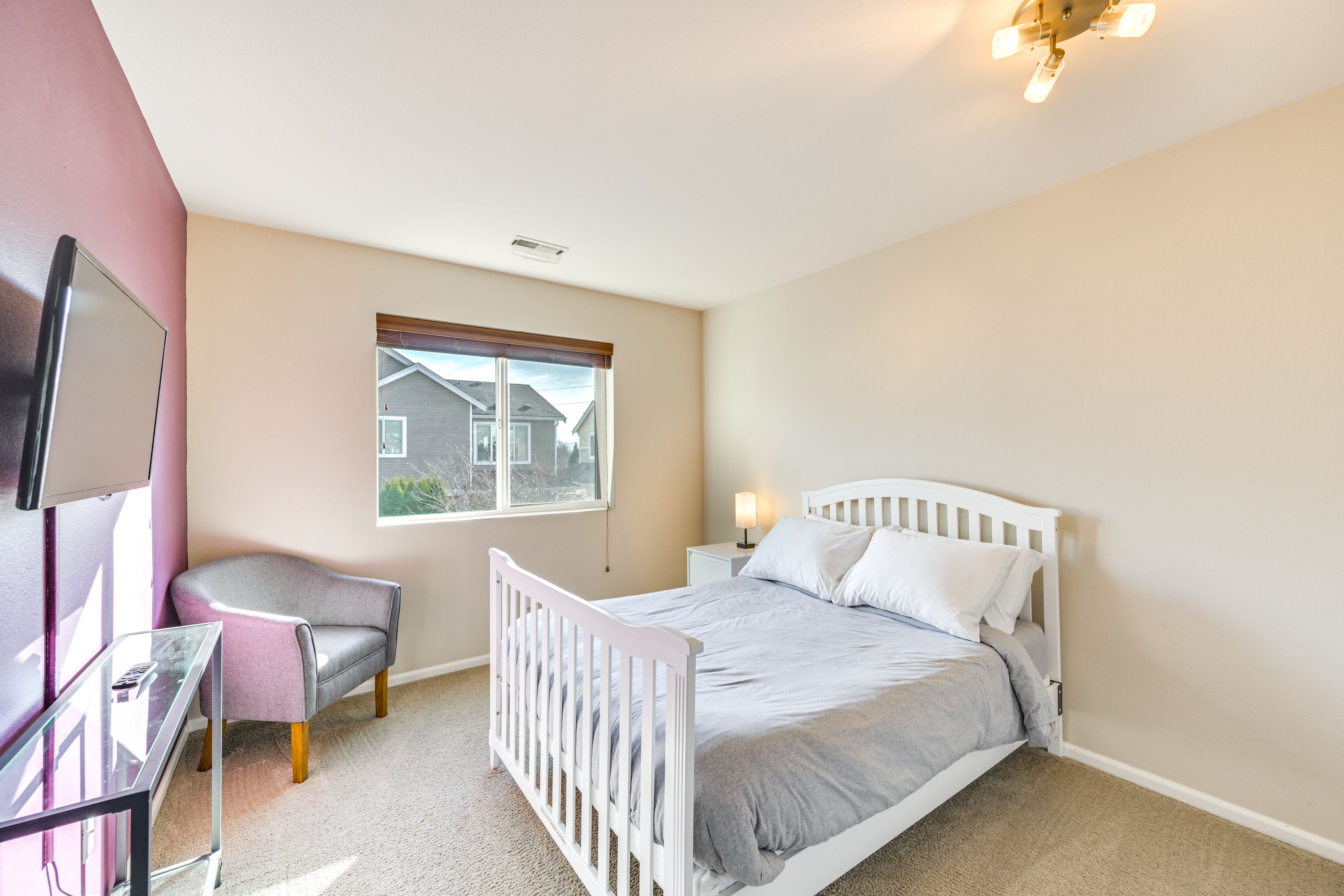 Bedroom 3 | Full Bed | 2nd Floor