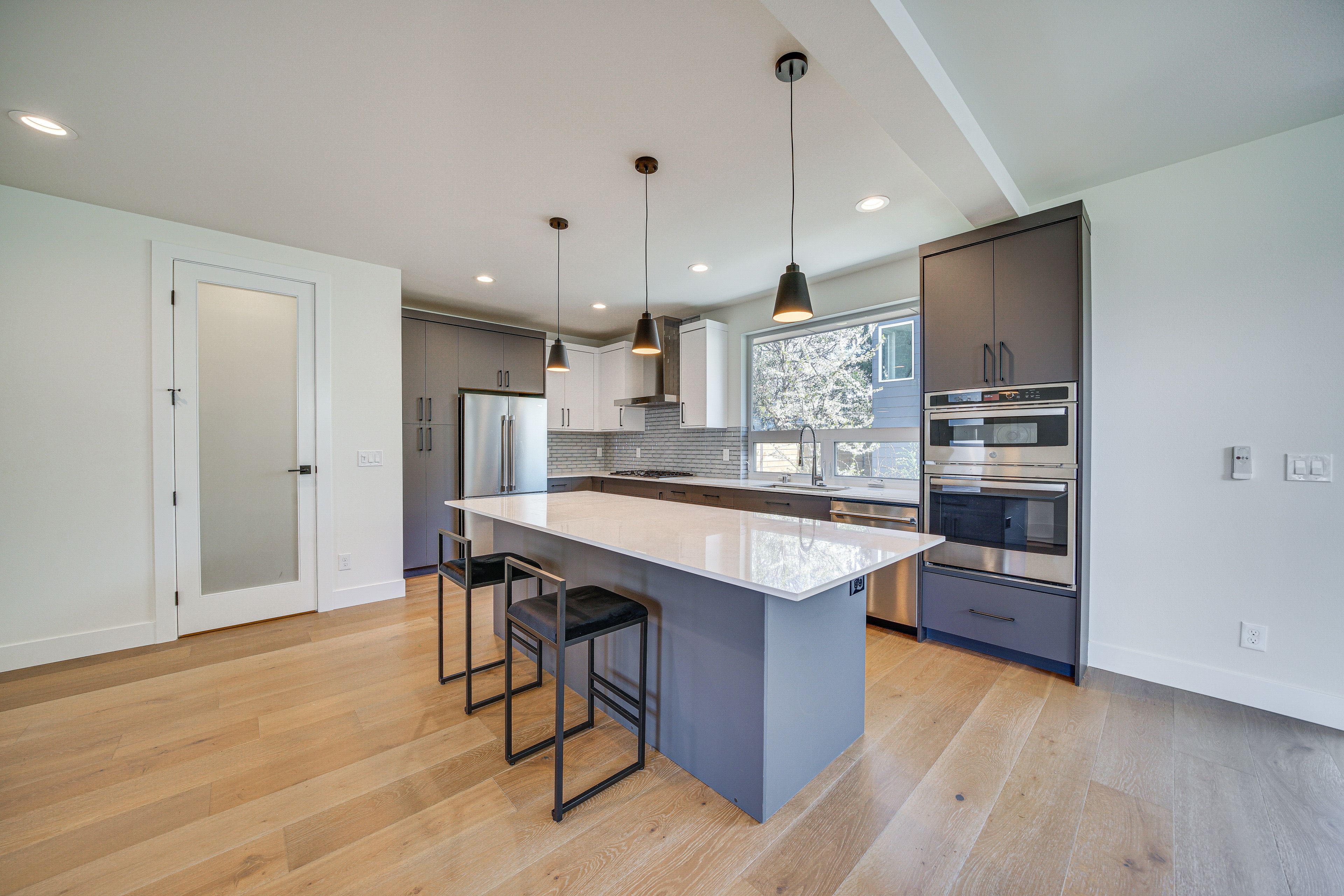 Kitchen | Cooking Basics | Dishwasher | Keurig Coffee Maker | 1st Floor