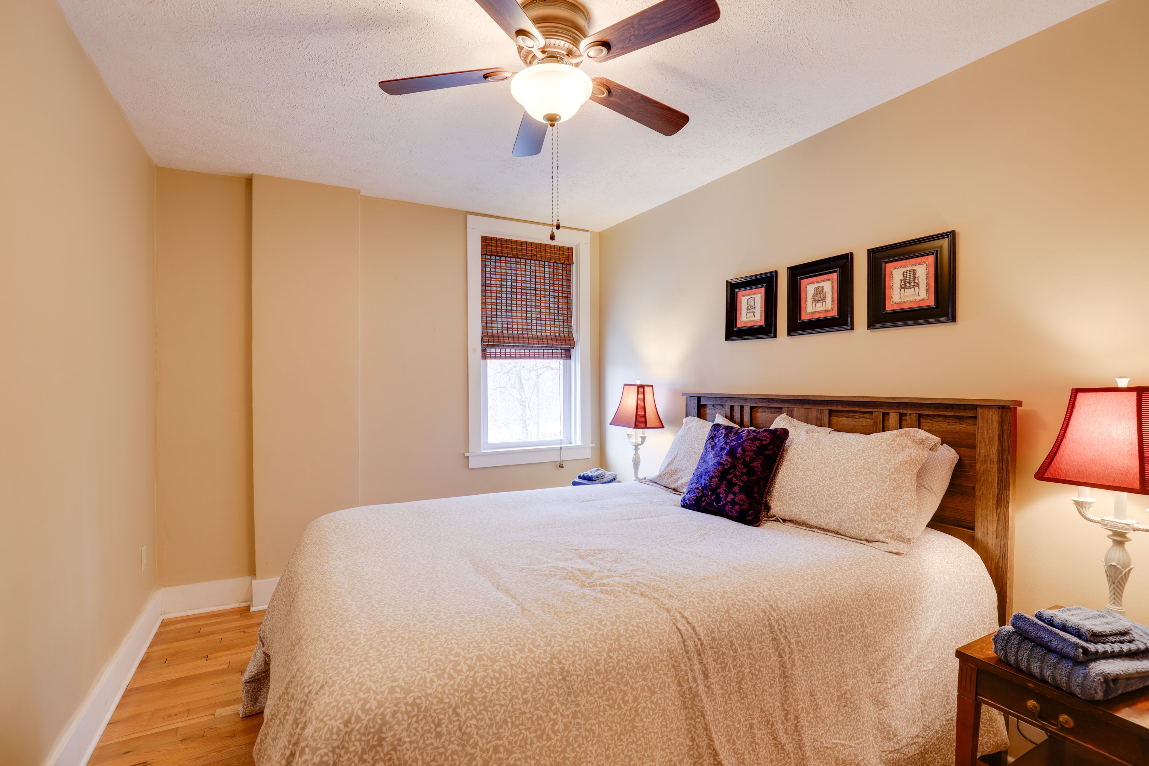 Bedroom 2 | Queen Bed | Linens Provided