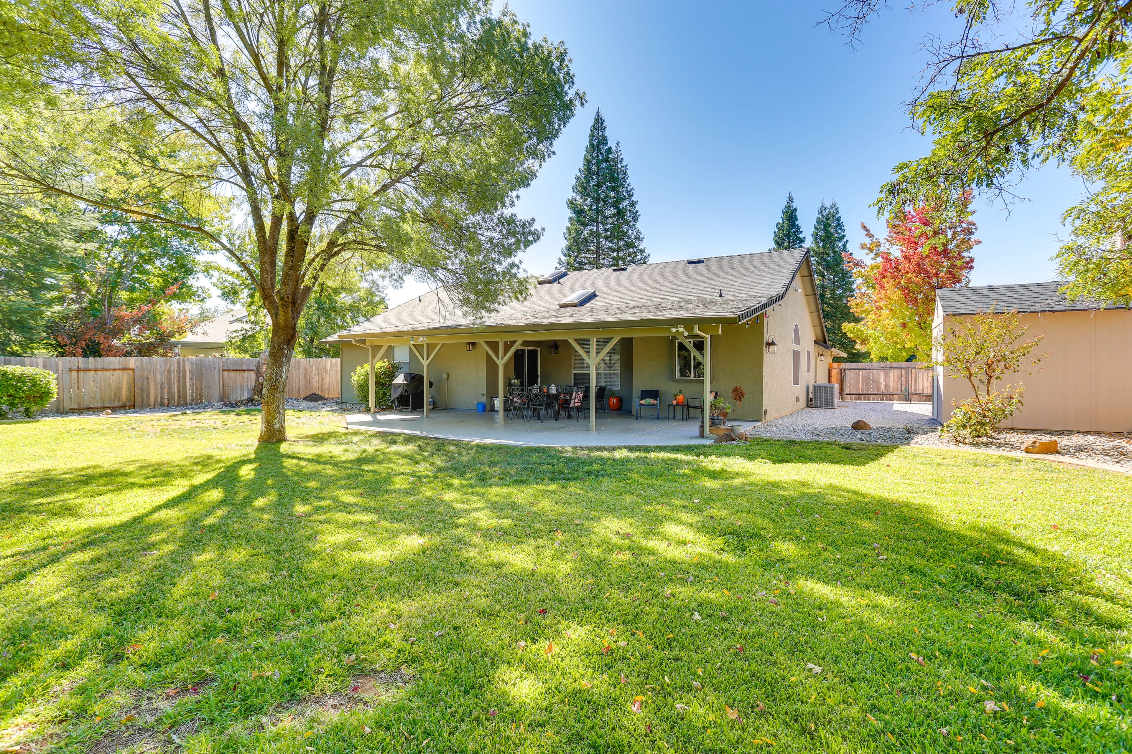 Redding Vacation Rental | 4BR | 2BA | Step-Free Access | 1,825 Sq Ft