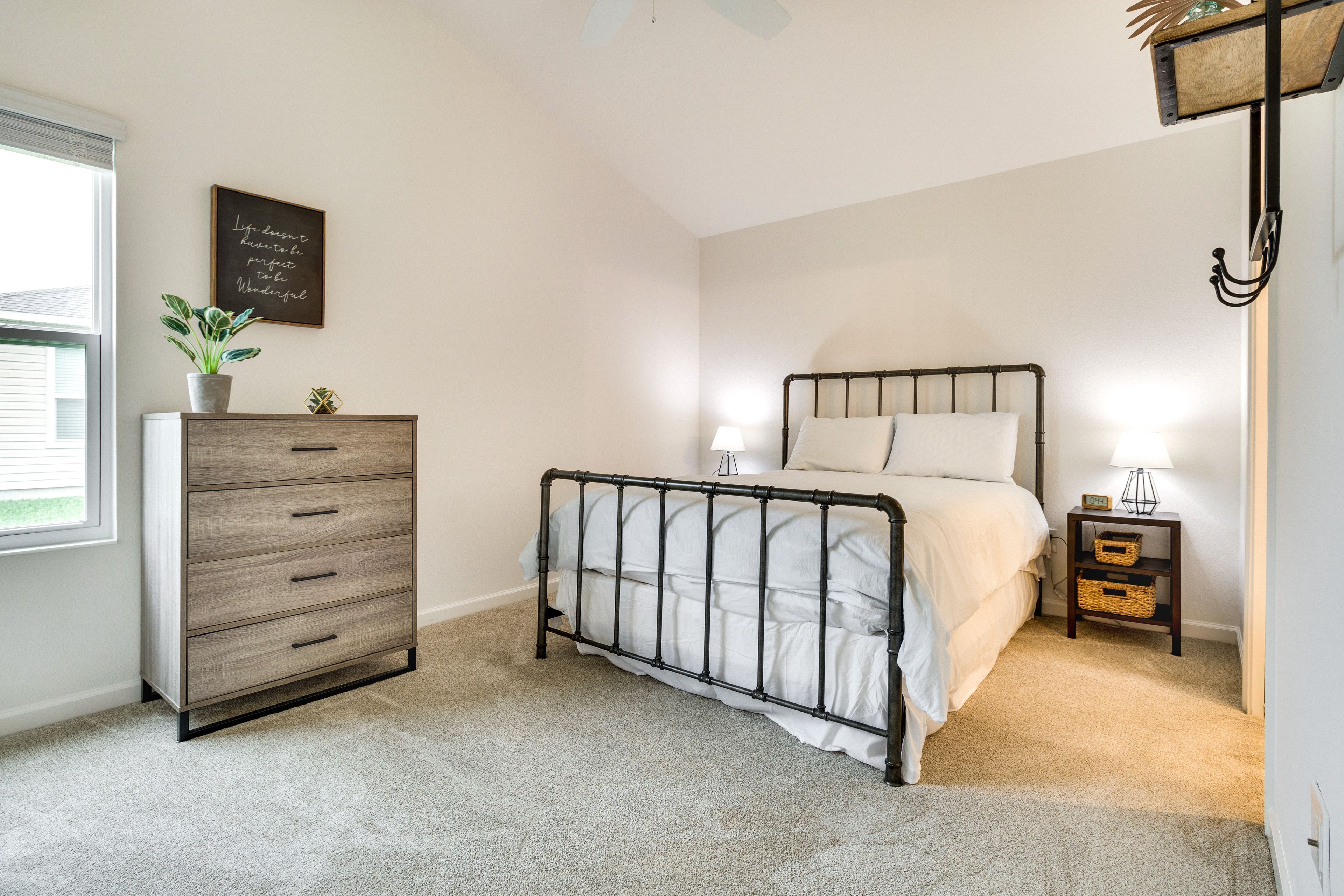 Bedroom 1 | Queen Bed | Linens Provided