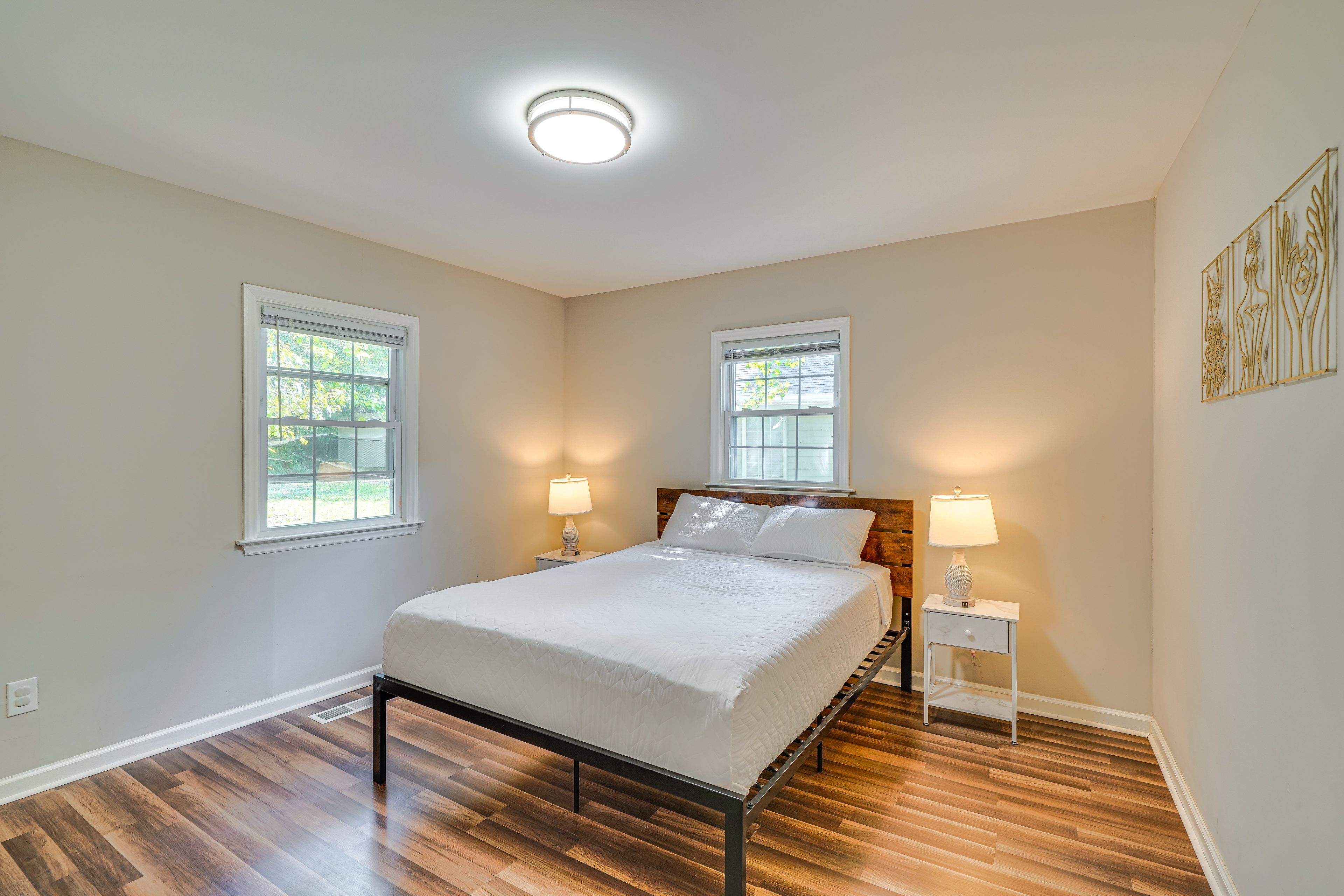 Bedroom 2 | Queen Bed | Linens Provided