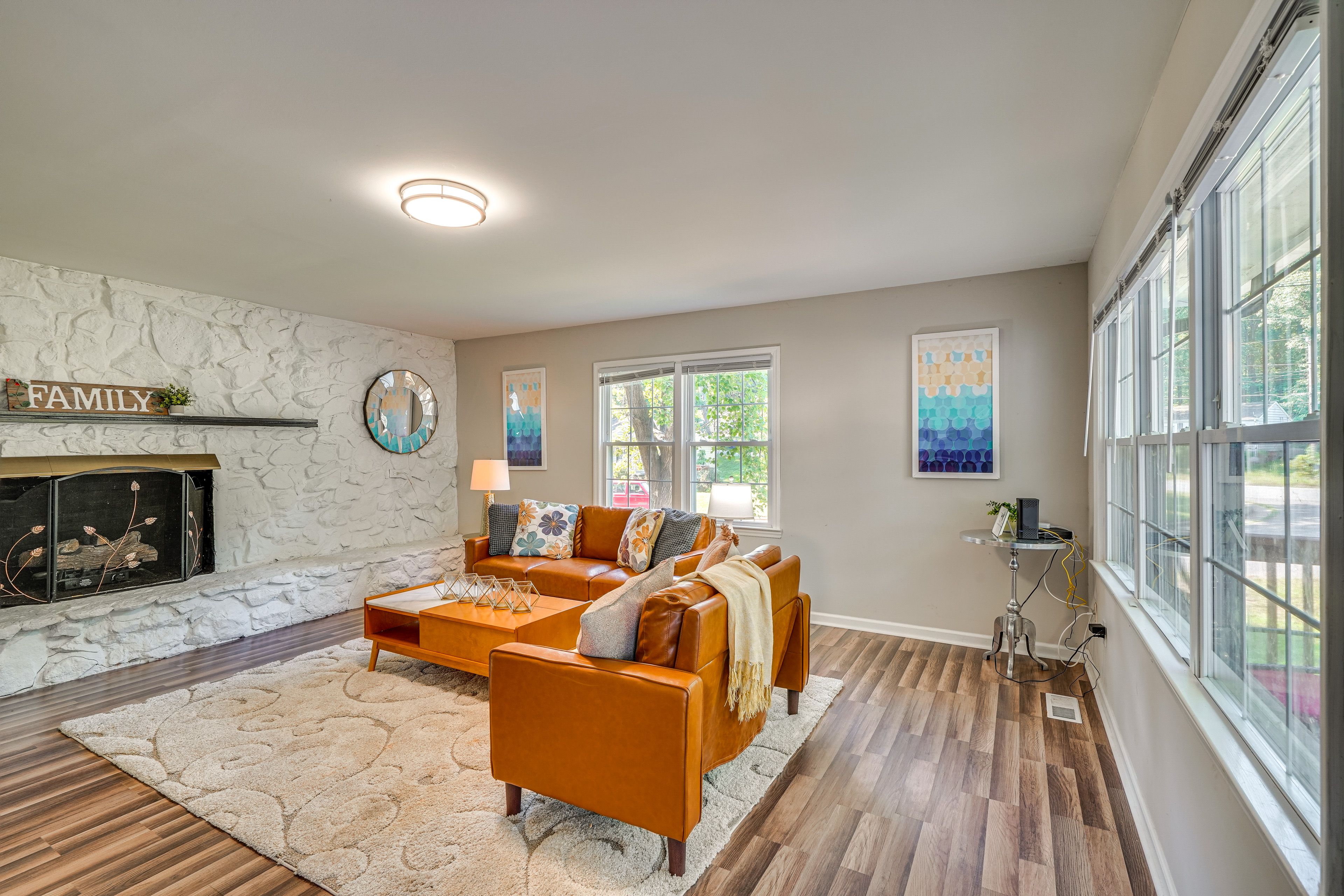 Living Room | Central A/C & Heating