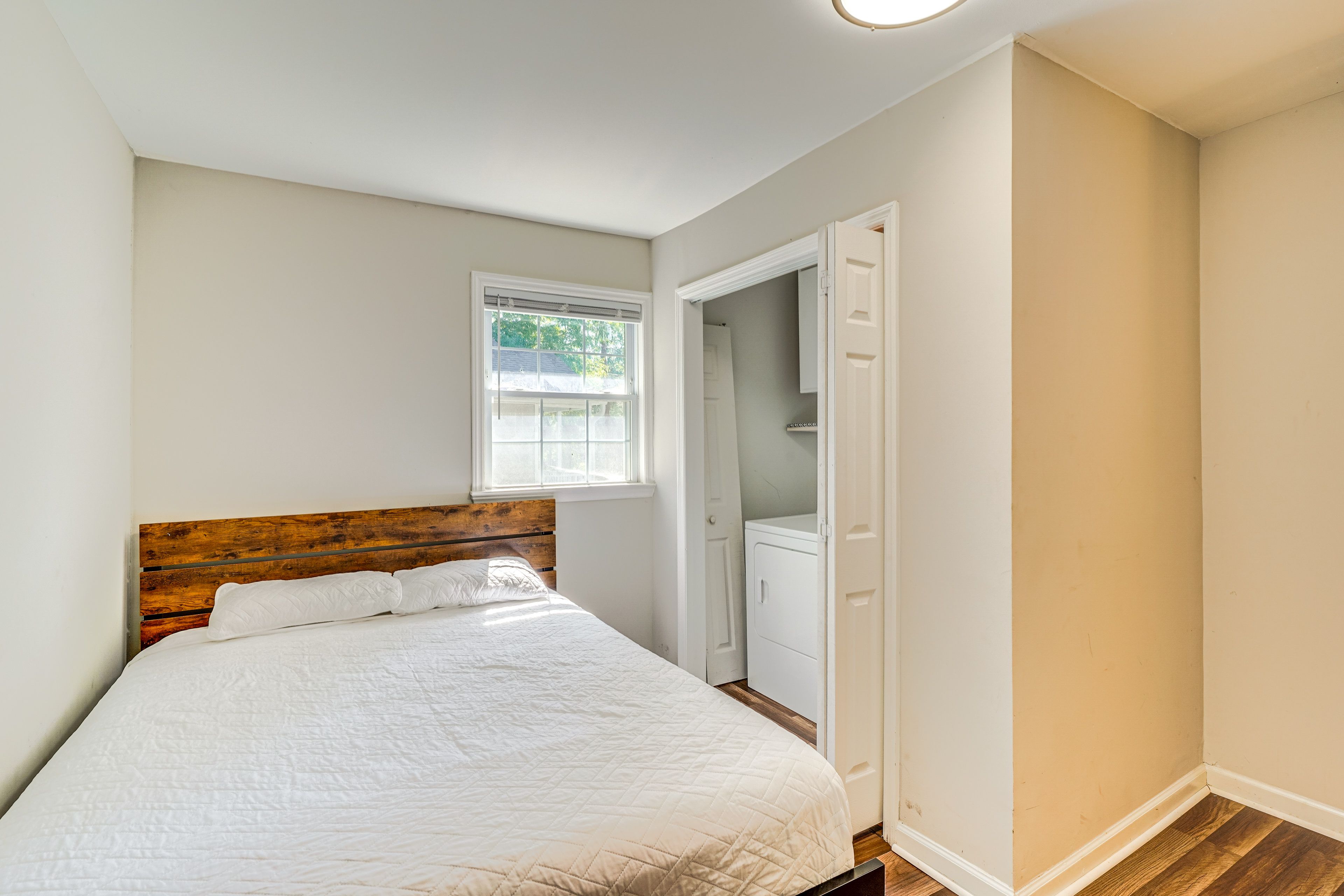 Bedroom 3 | Queen Bed | Linens Provided | Washer & Dryer