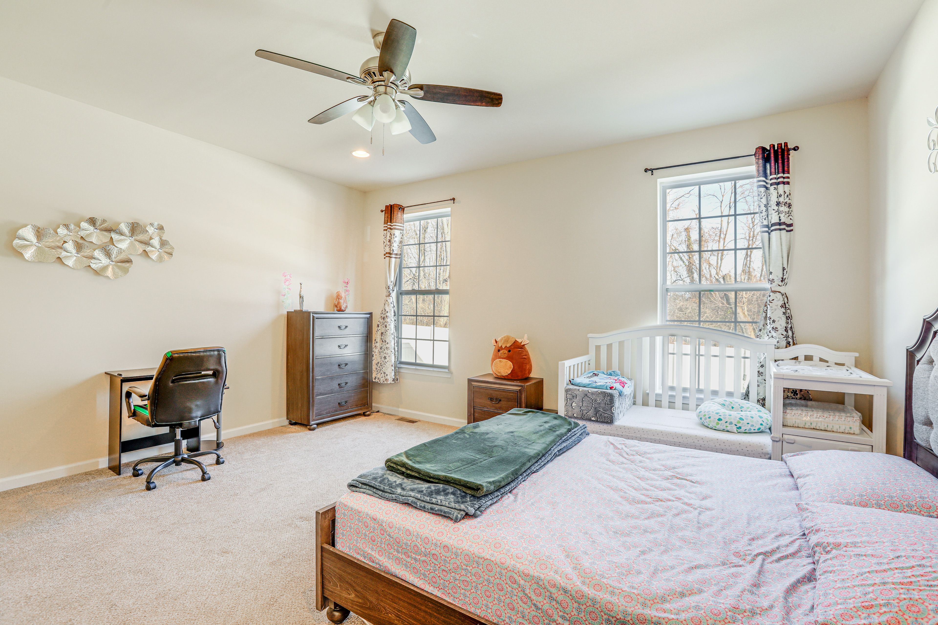 Bedroom 1 | Queen Bed | Crib |  Linens Provided | Main Floor