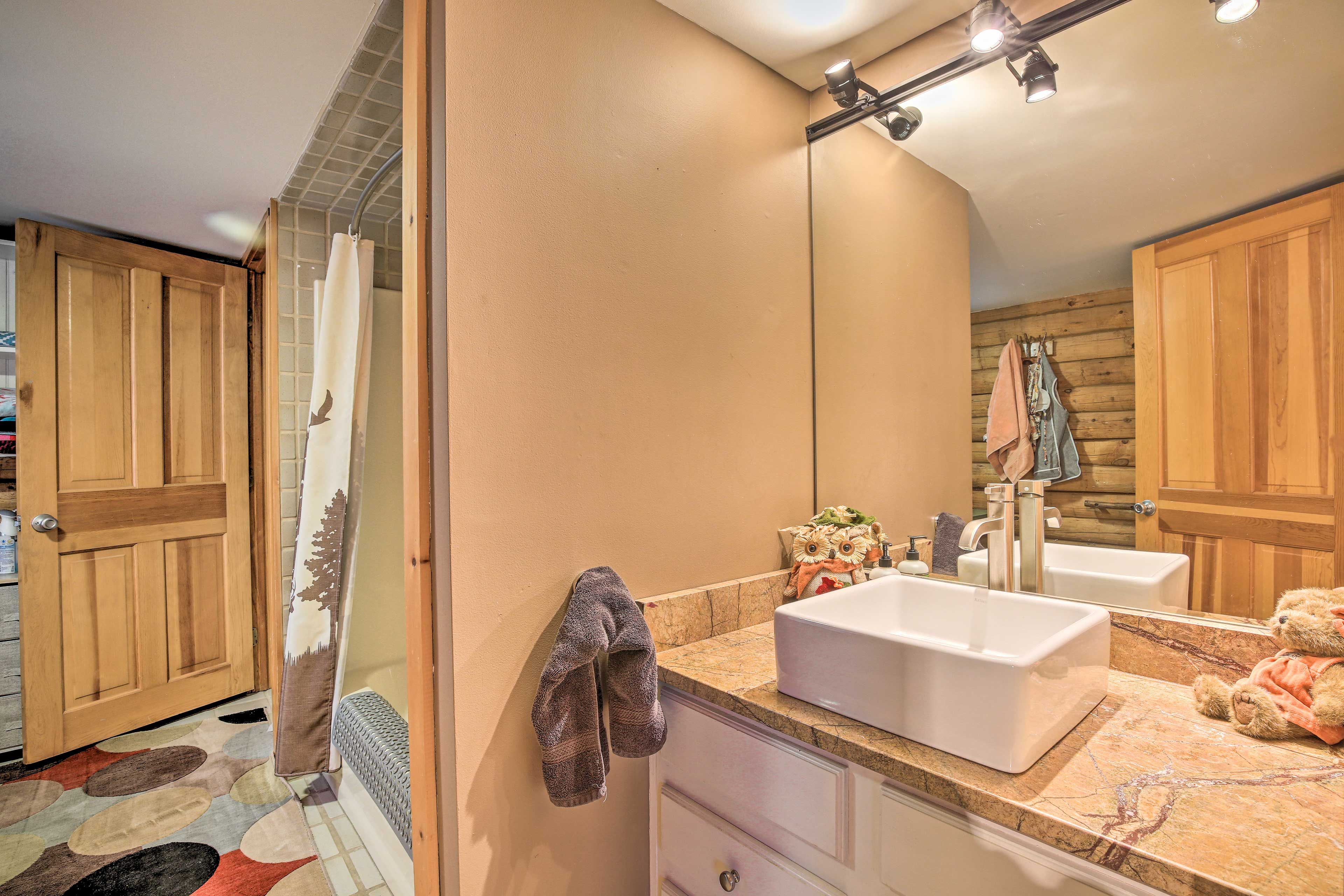Full Bathroom