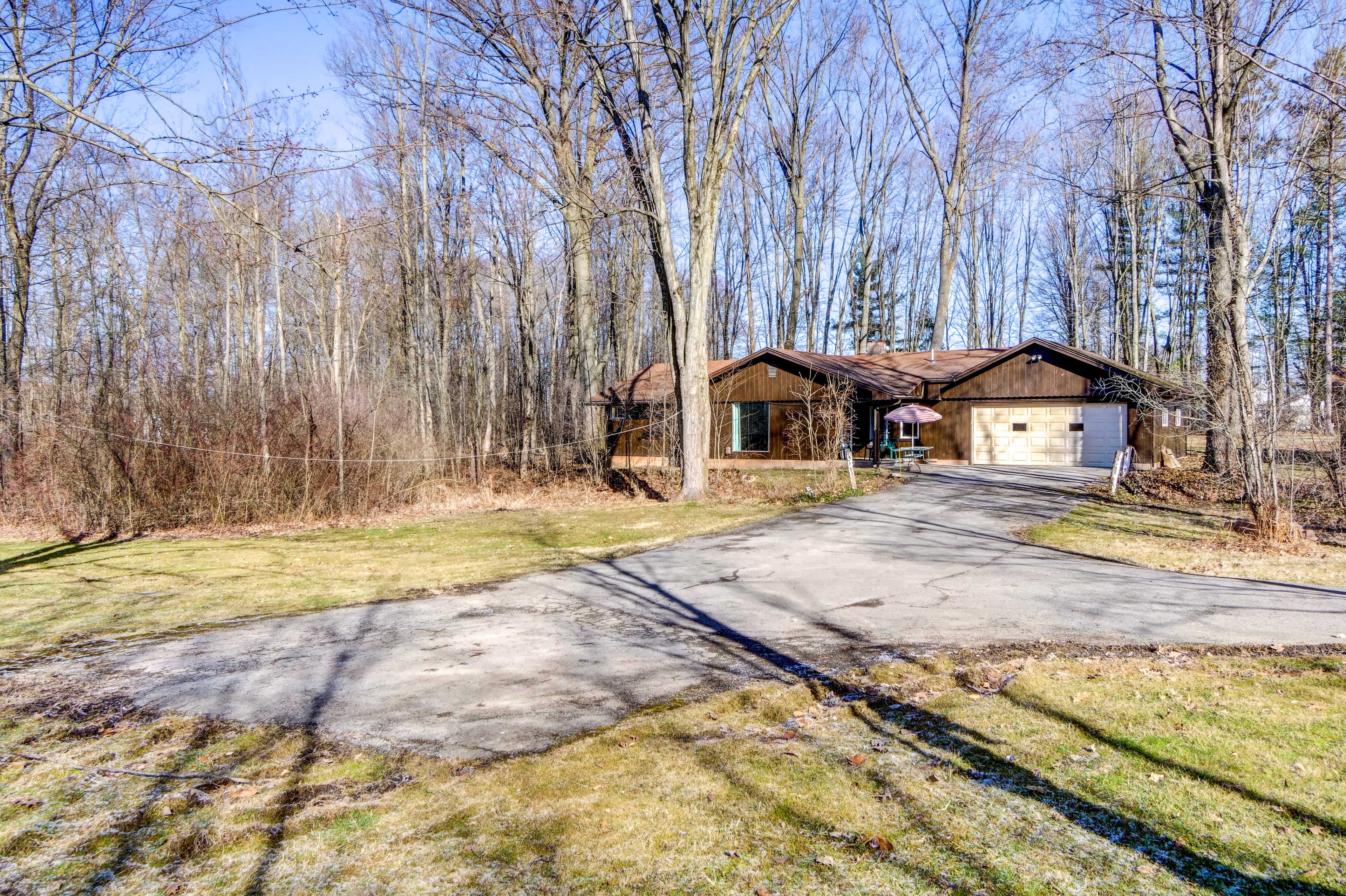 Cottage Exterior | Wooded Location