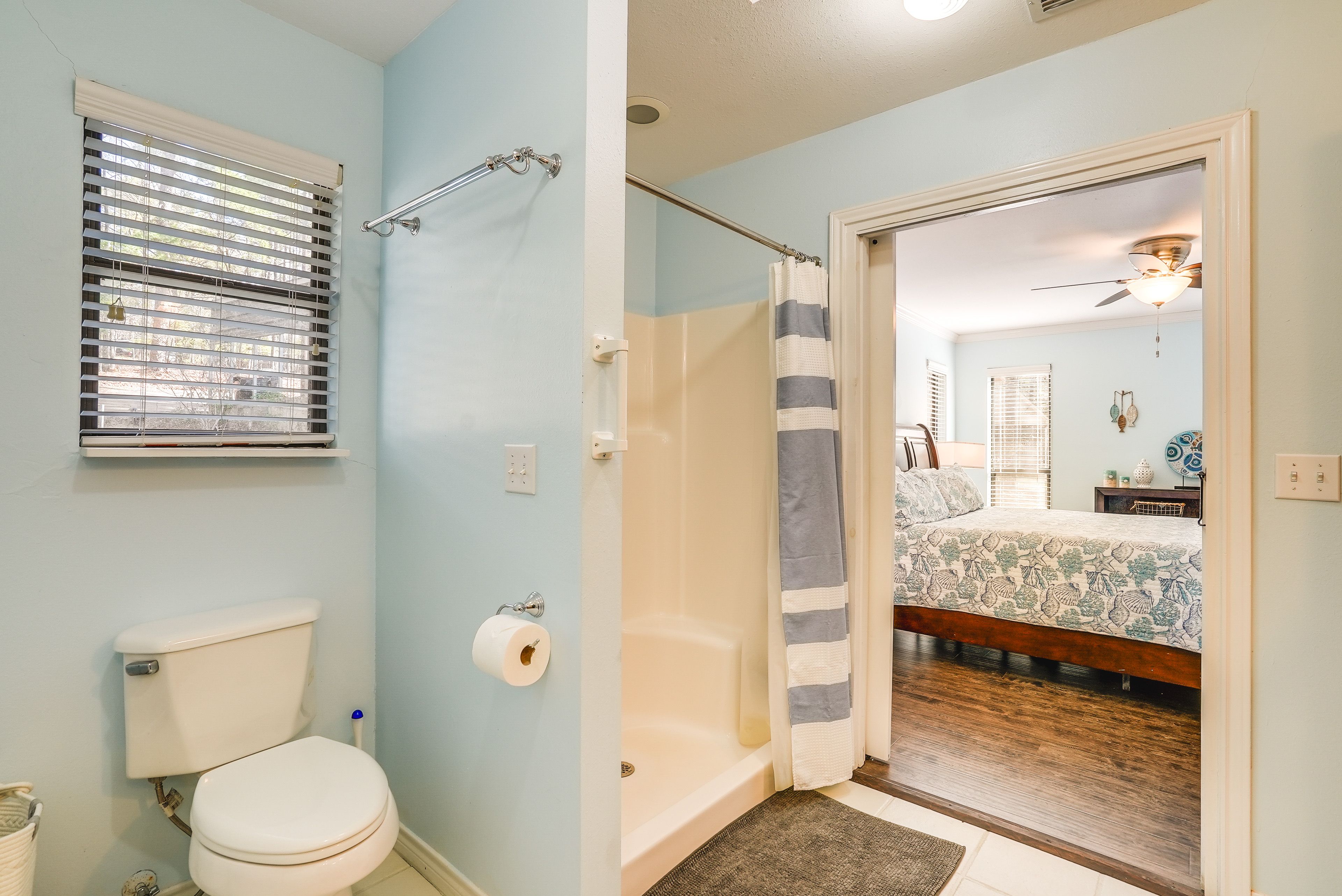 En-Suite Bathroom
