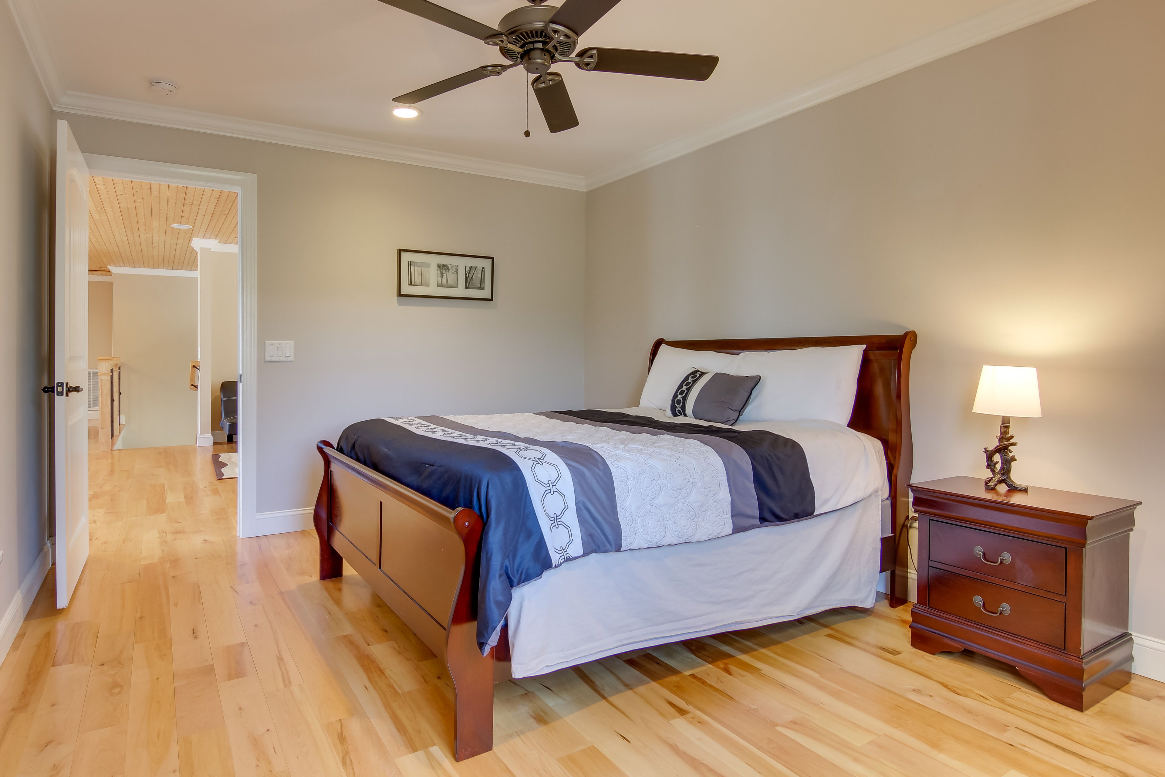 Bedroom 2 | Queen Bed | 2nd Floor