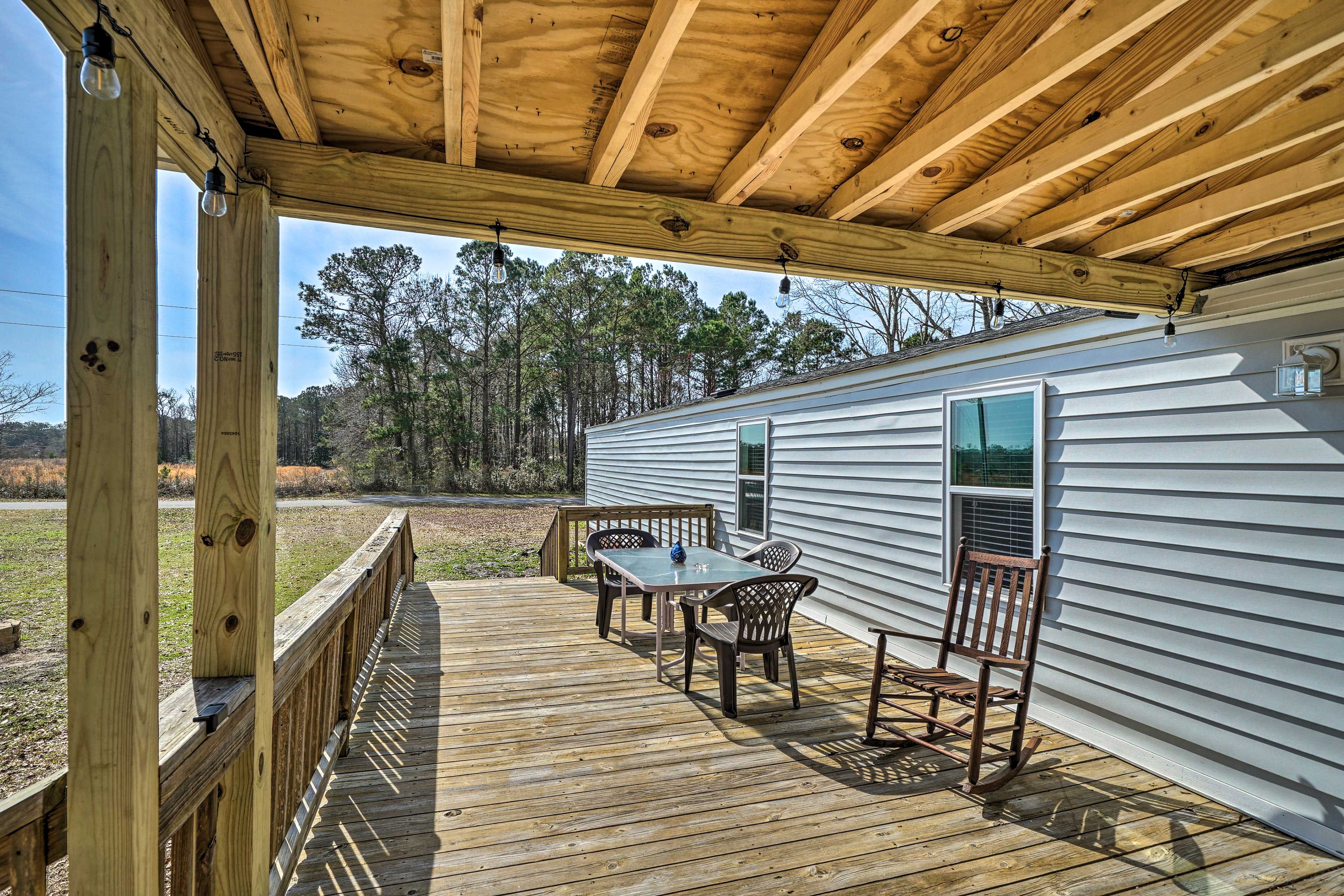 Furnished Deck