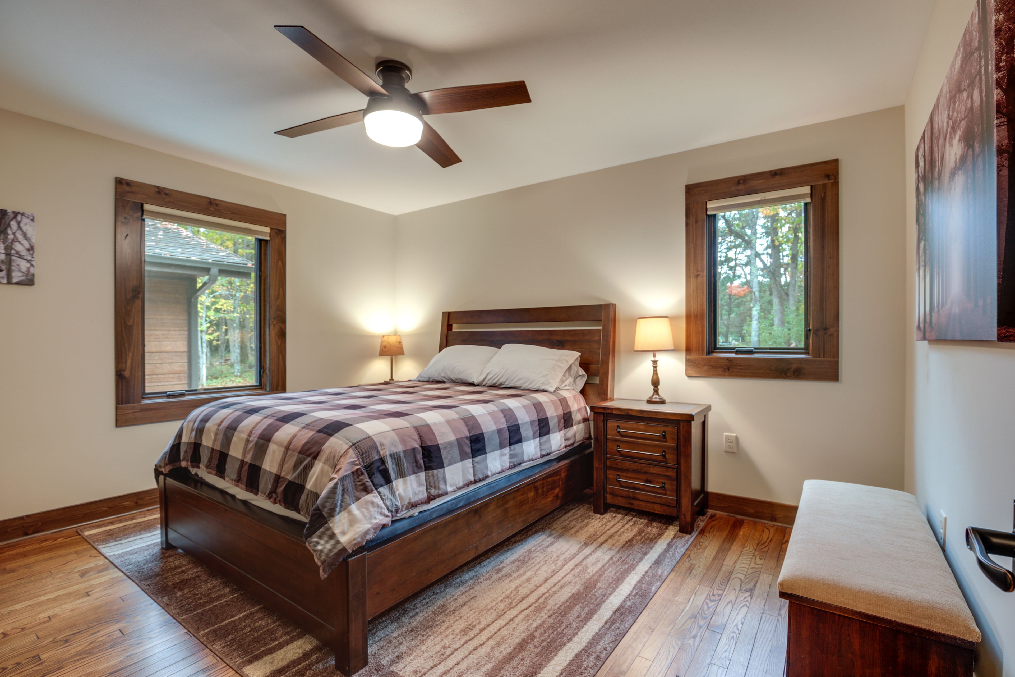 Bedroom 4 | Main Floor | Queen Bed