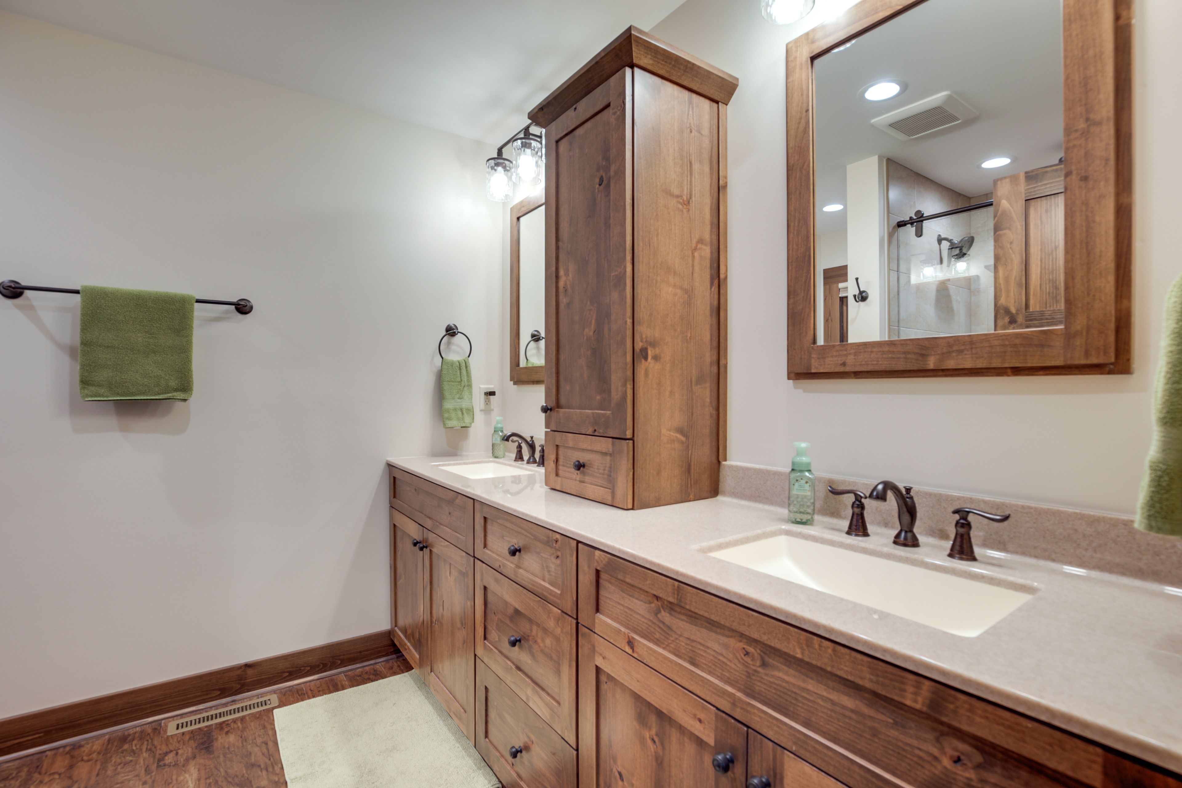 En-Suite Bathroom | Complimentary Toiletries | Towels Provided