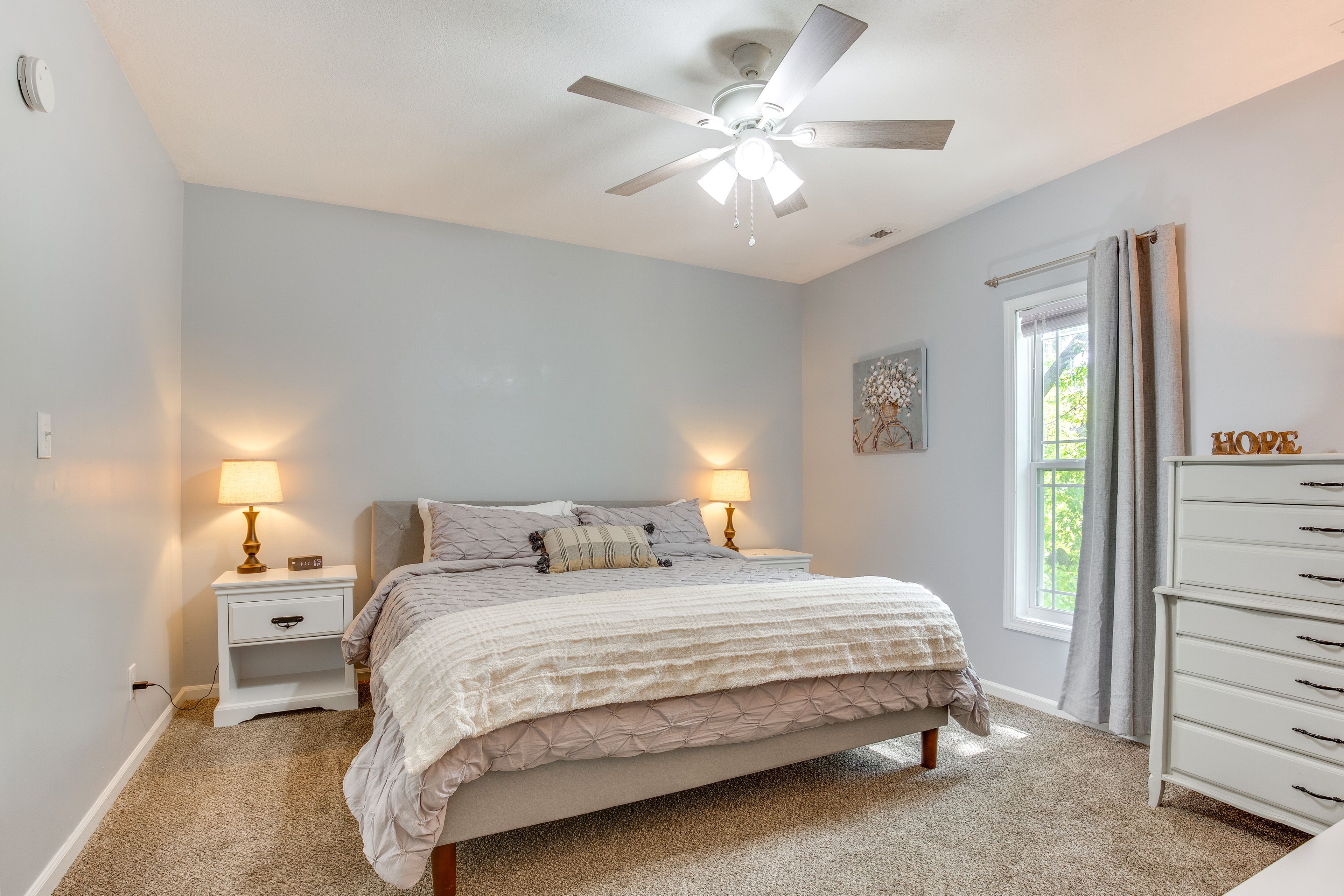Bedroom 3 | Queen Bed | Smart TV