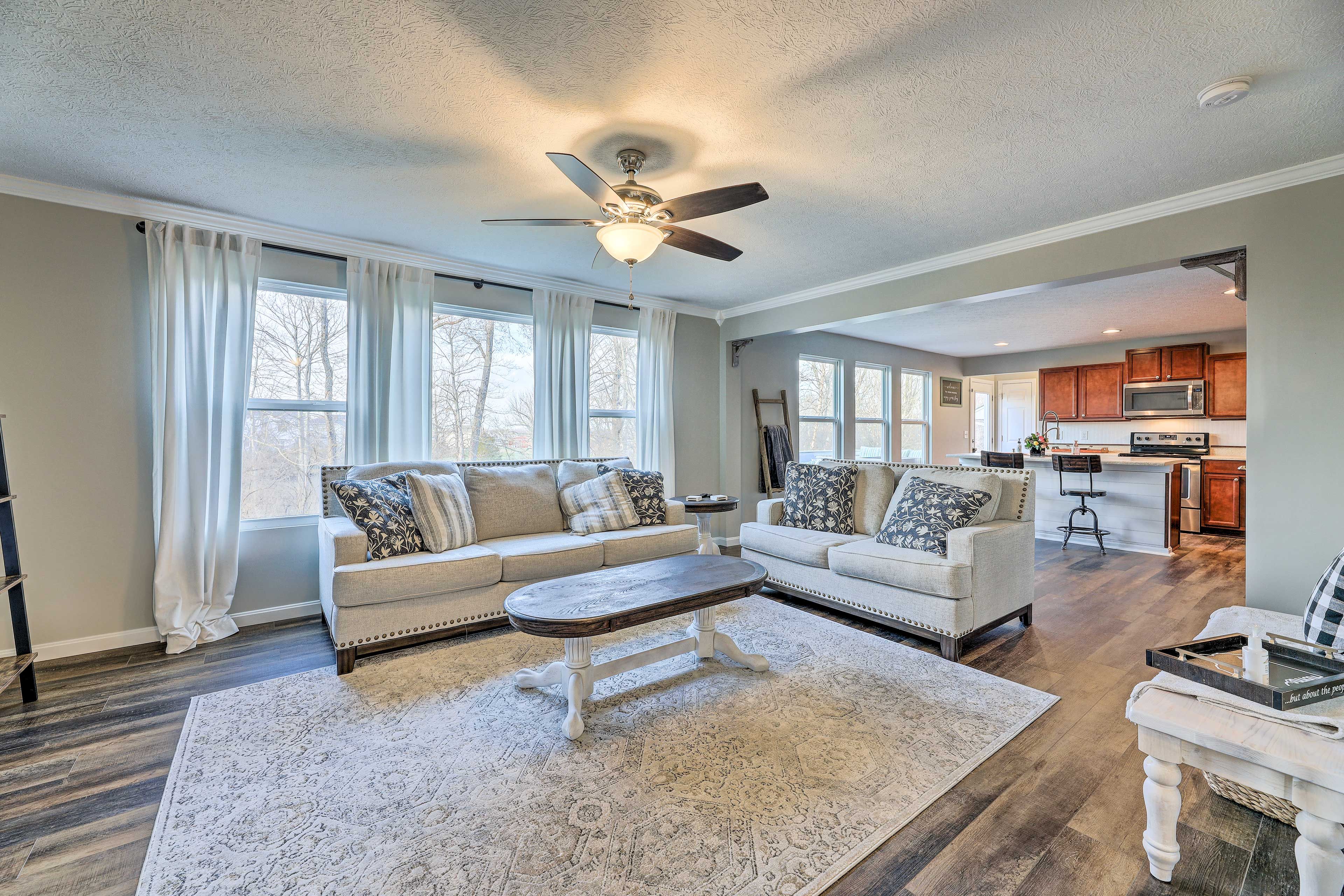 Maineville Vacation Rental | 3BR | 3.5BA | Stairs Required | 2,500 Sq Ft
