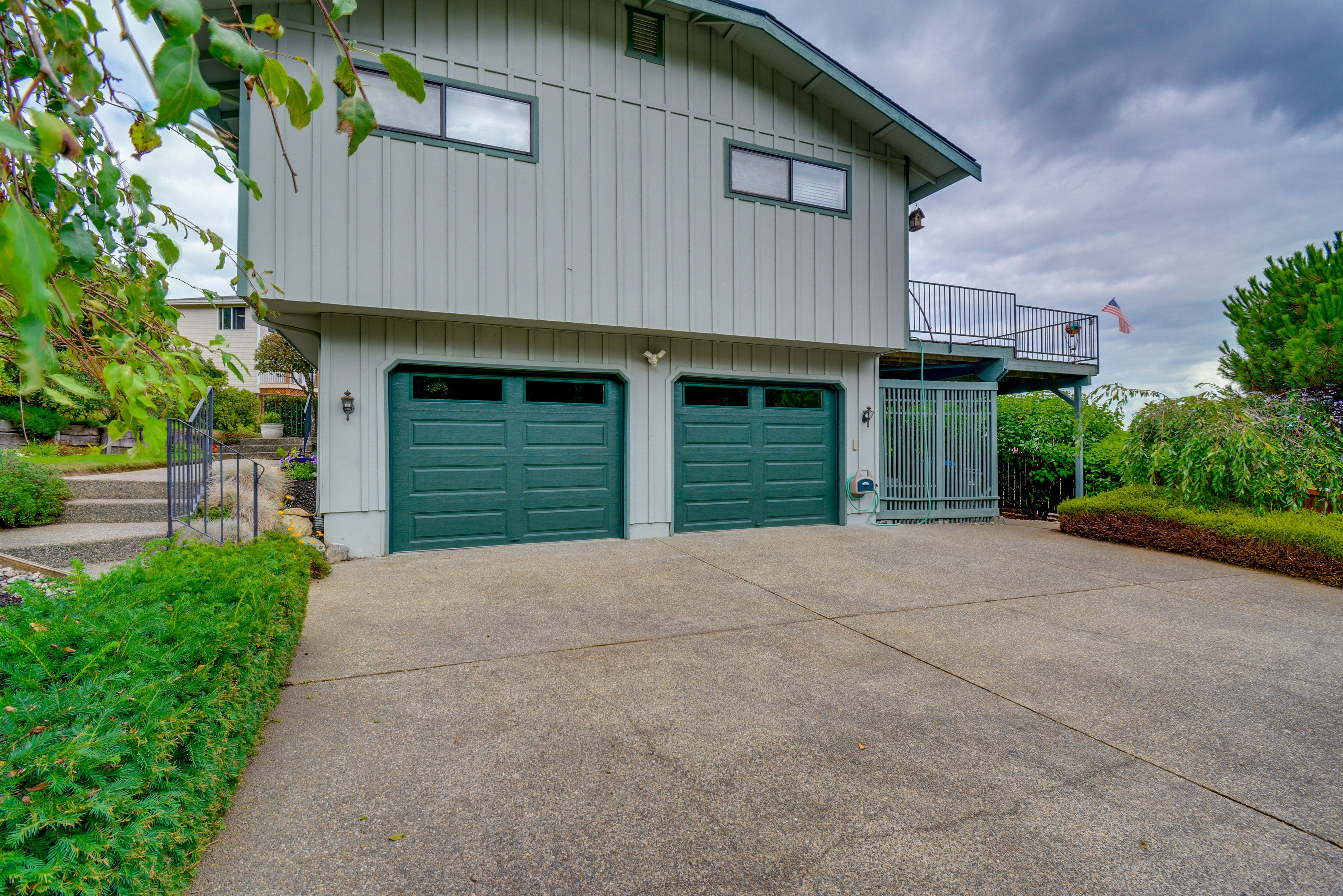 Parking | Driveway (1 Vehicle)