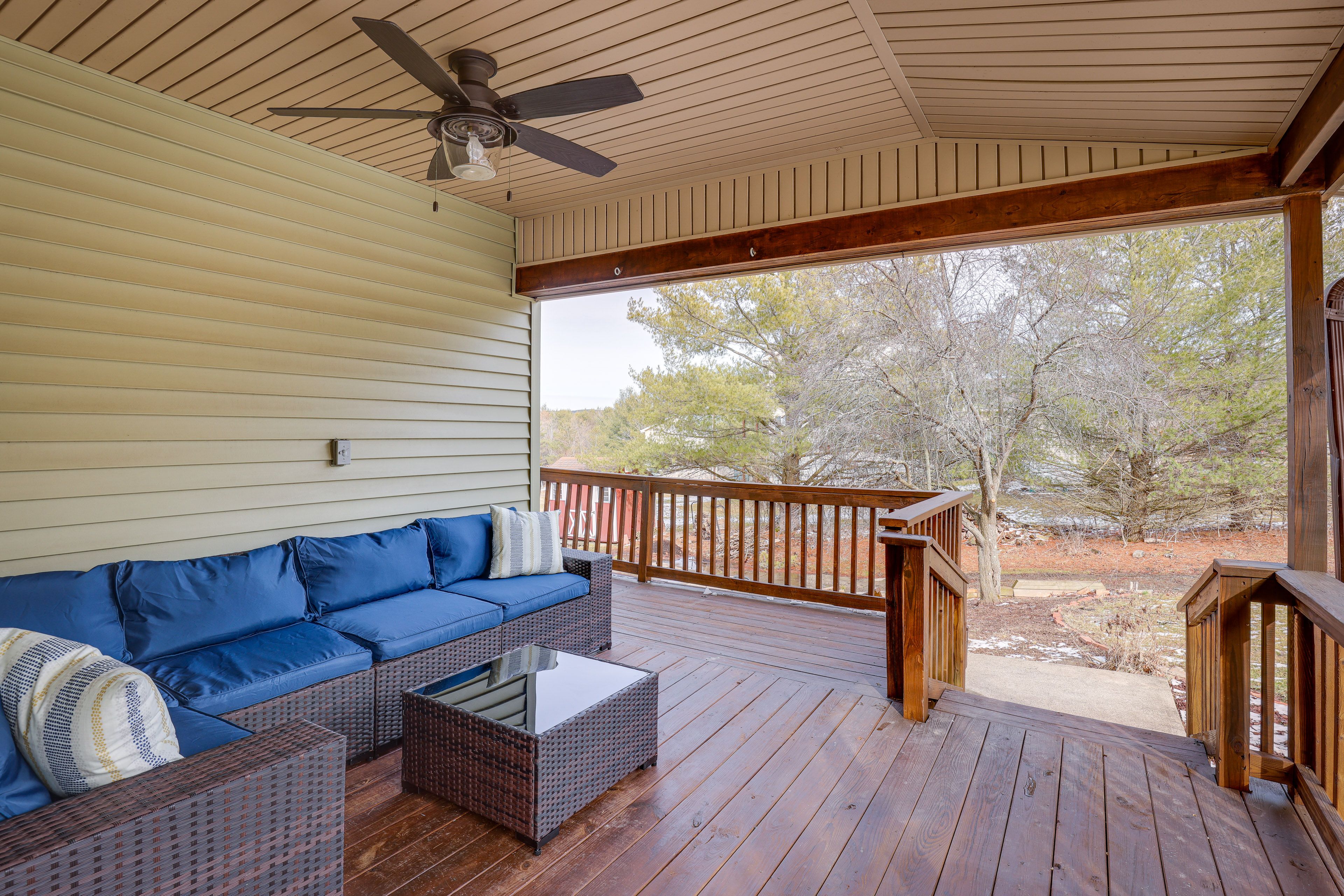 Front Porch | Outdoor Seating