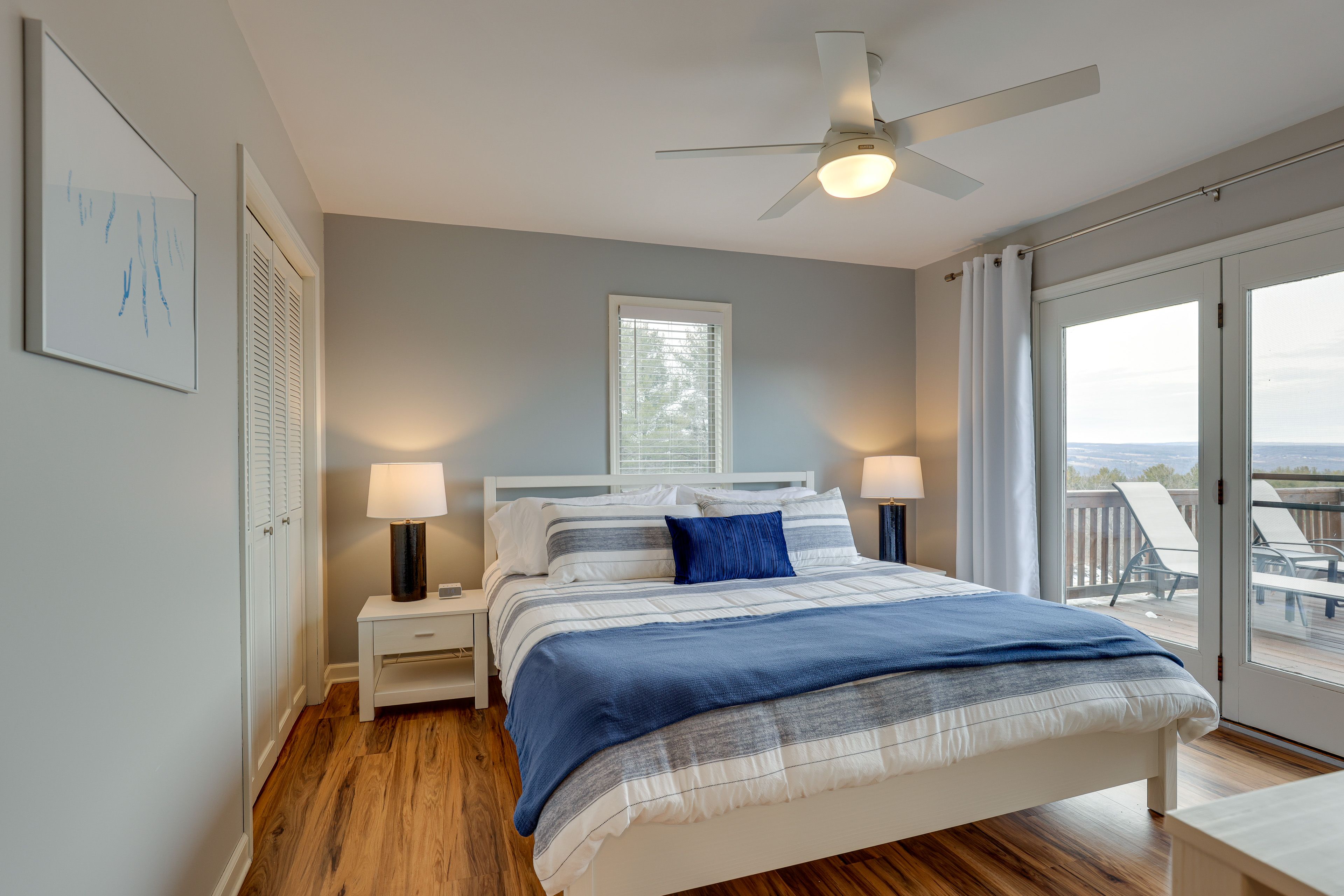 Bedroom 1 | 1st Floor | King Bed | Linens Provided