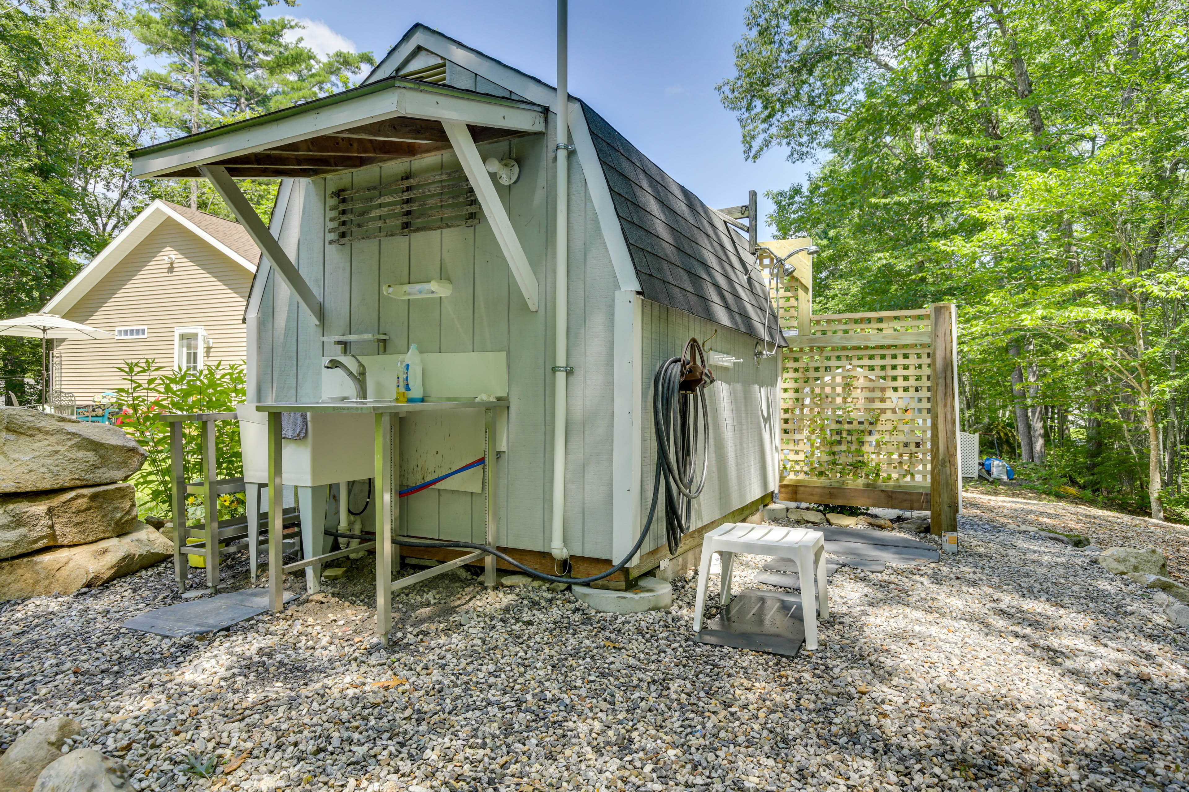 Seasonal Kitchen Wash Station