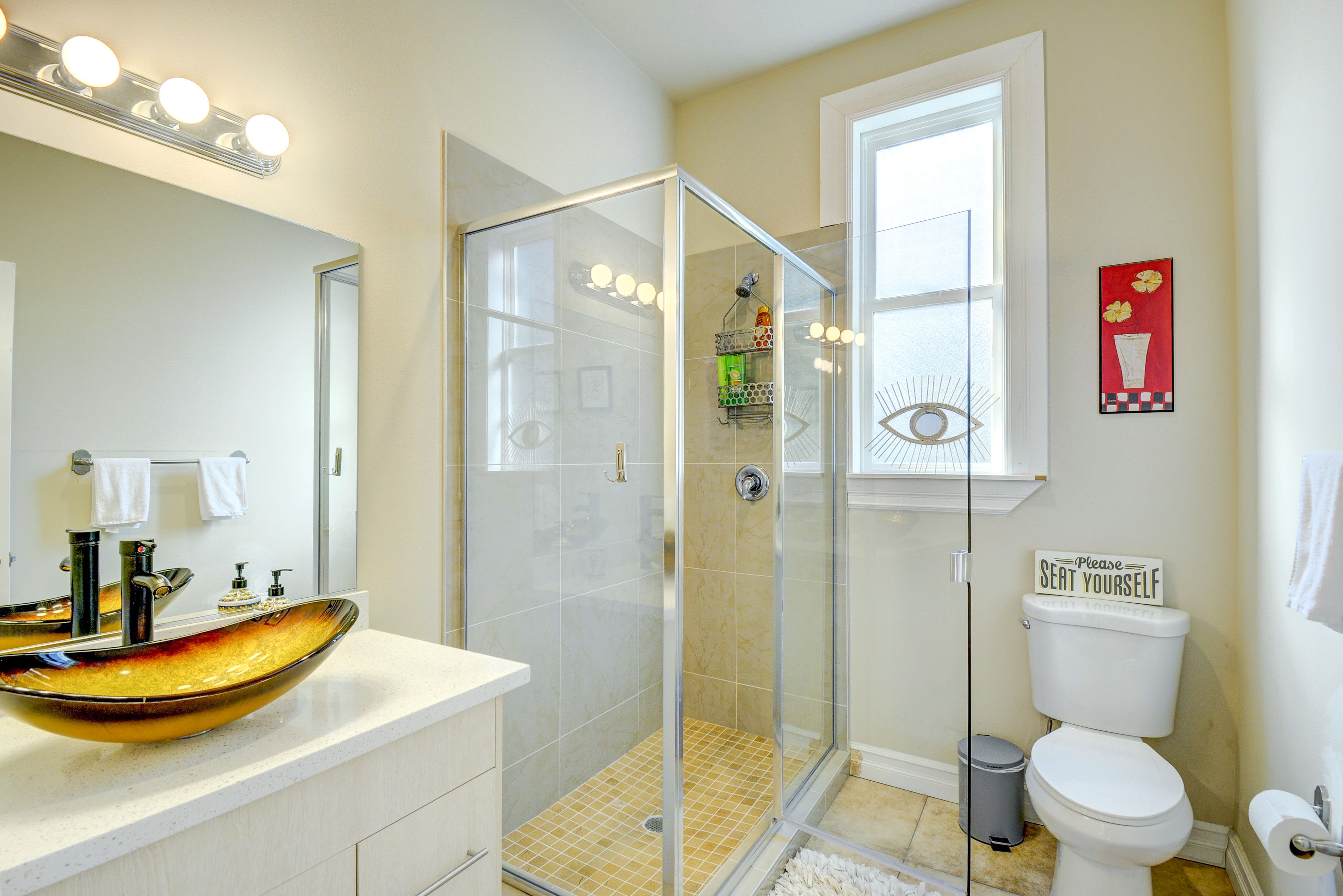 Full Bathroom
