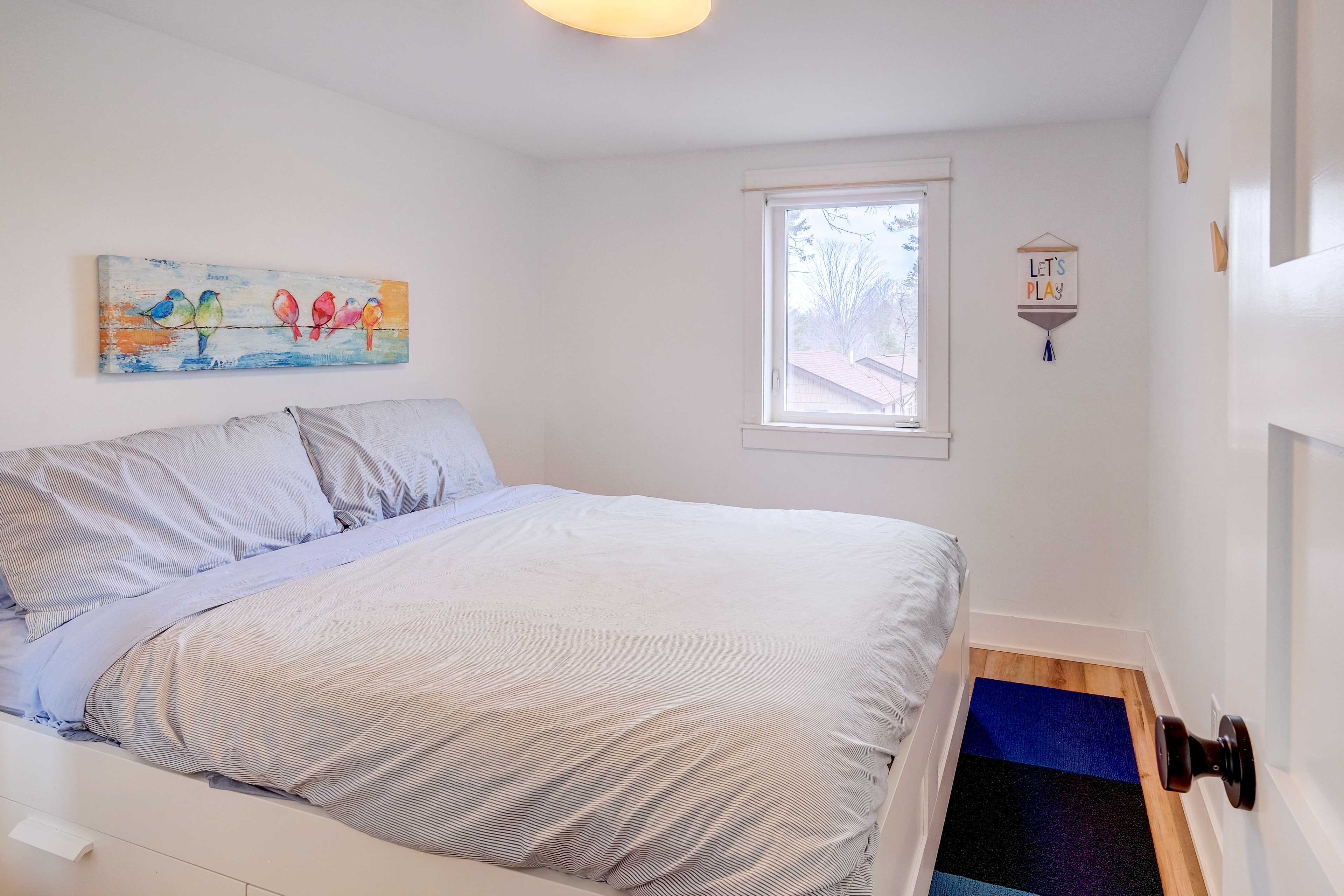 Bedroom 2 | Queen Bed