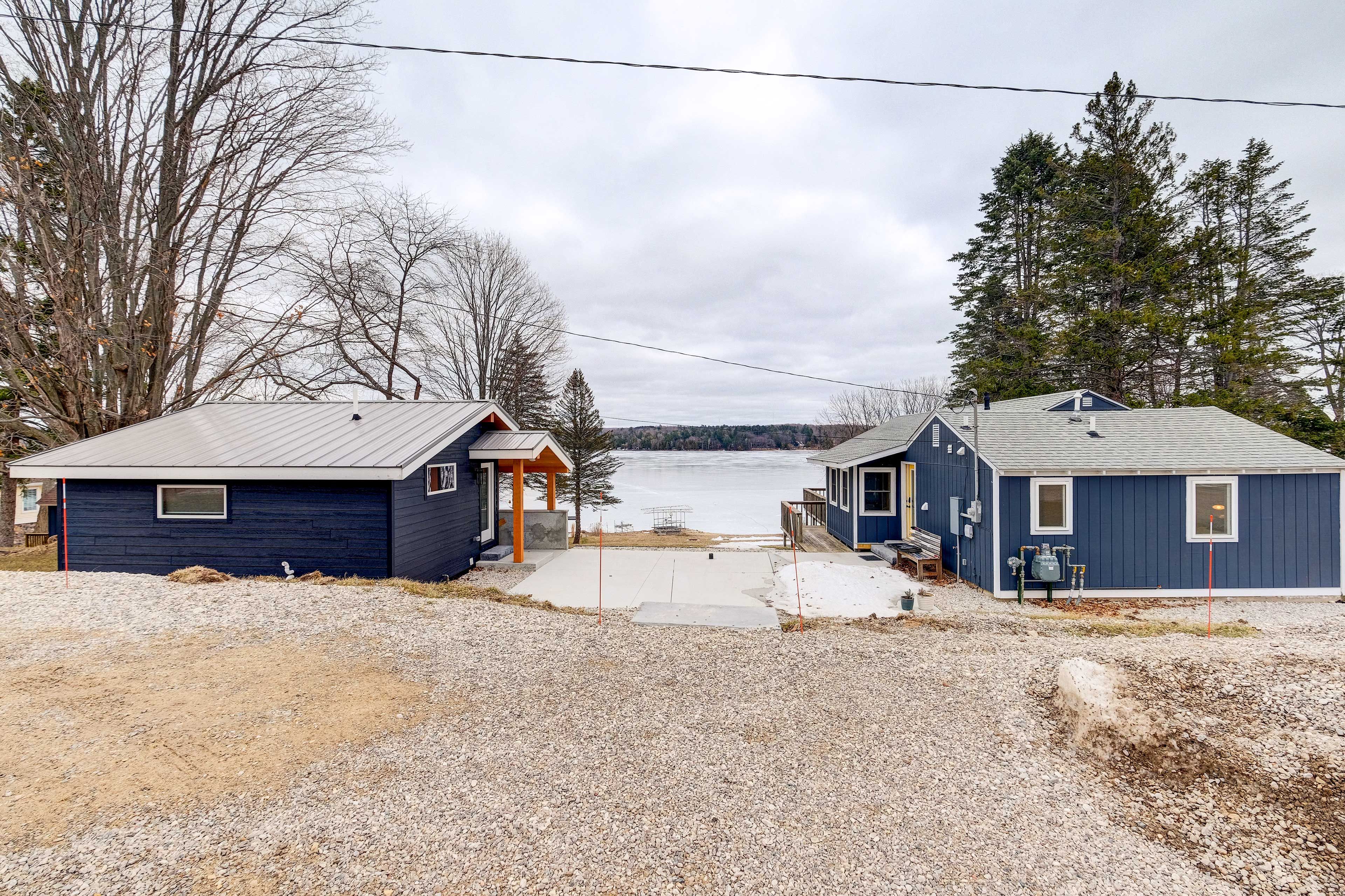 Parking | Driveway (3 Vehicles) | Trailer Parking Allowed On-Site