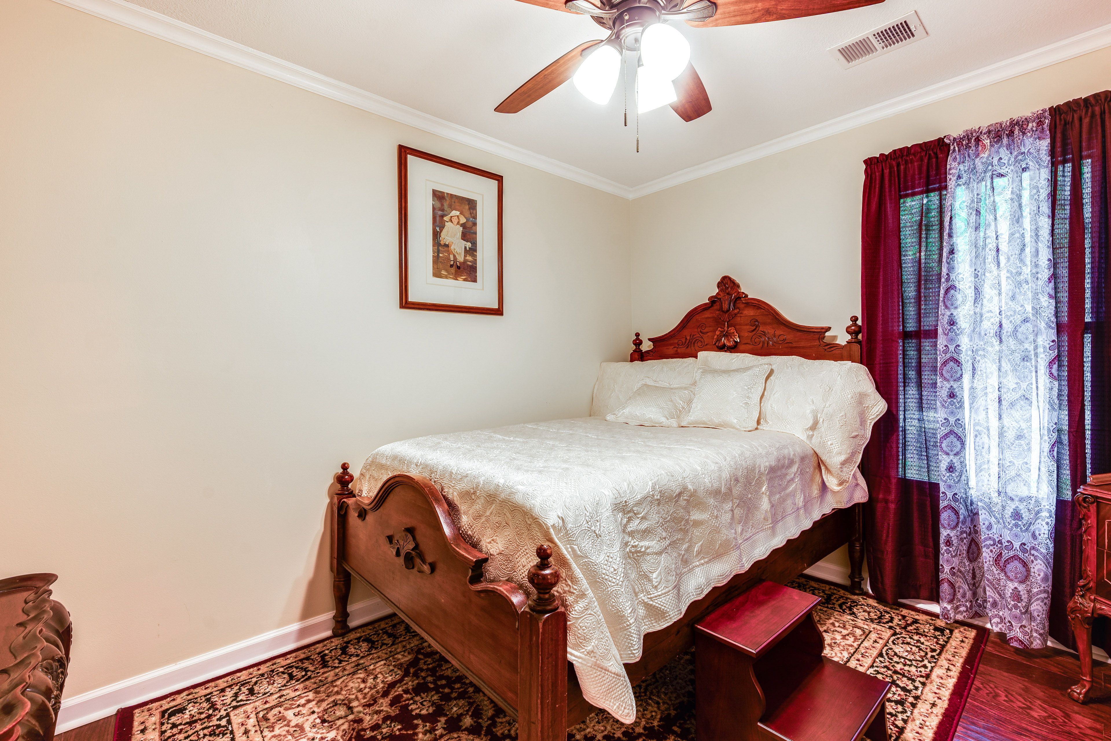 Bedroom 3 | Full Bed | Smart TV
