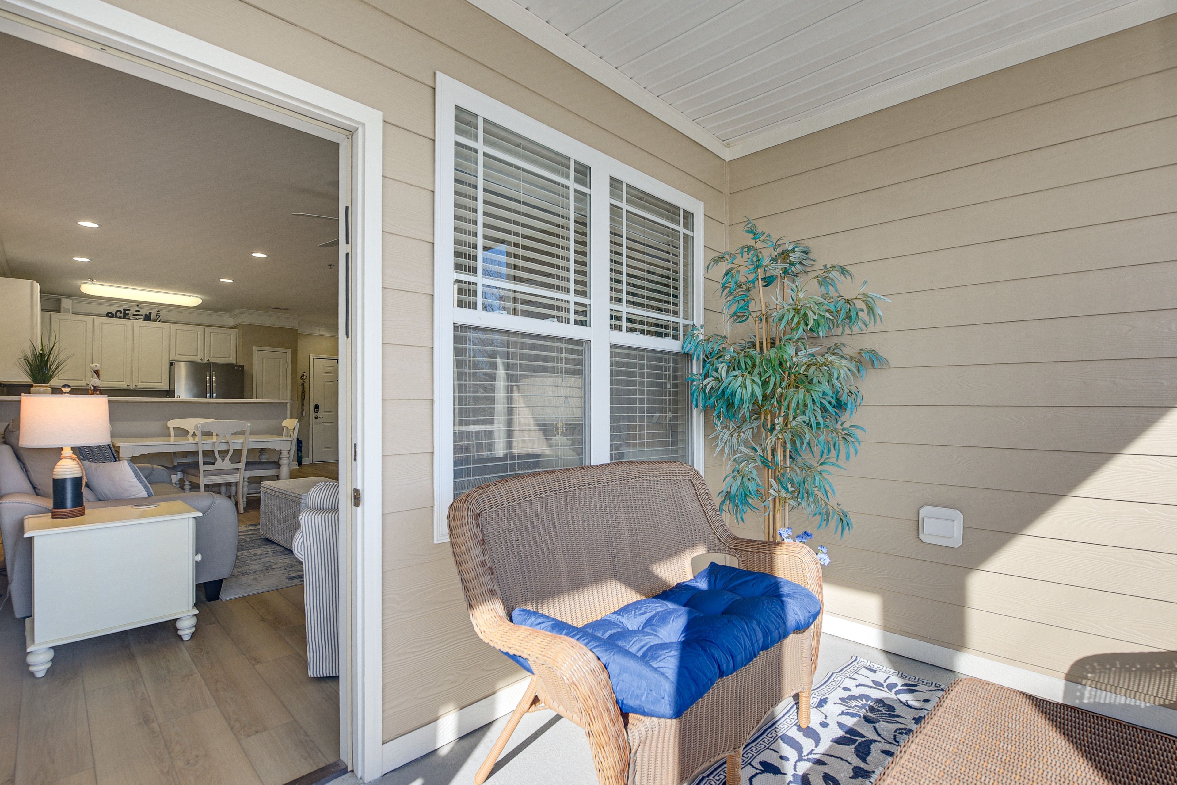 Screened-In Balcony | Pool View