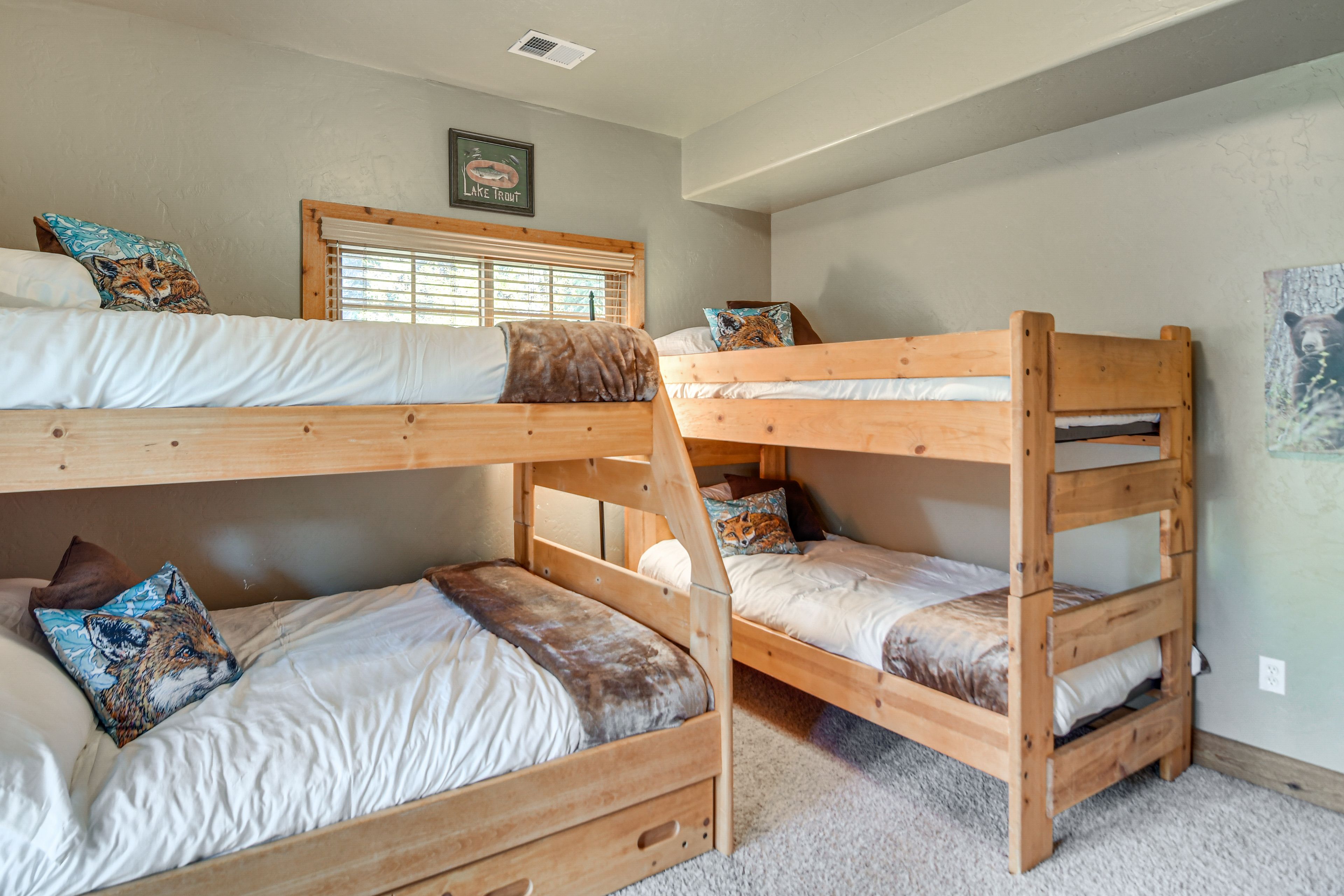 Bedroom 4 | Twin/Full Bunk Bed | Twin Bunk Bed | TV
