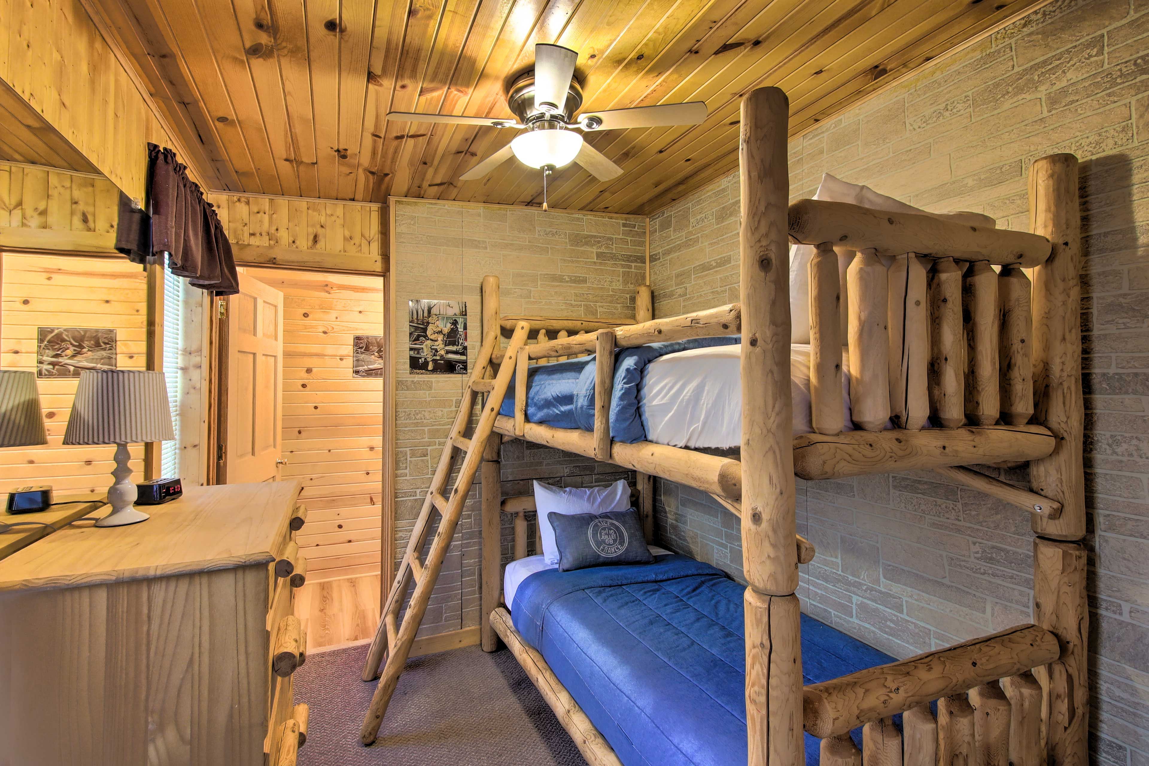 Bedroom 4 | Twin Bunk Bed