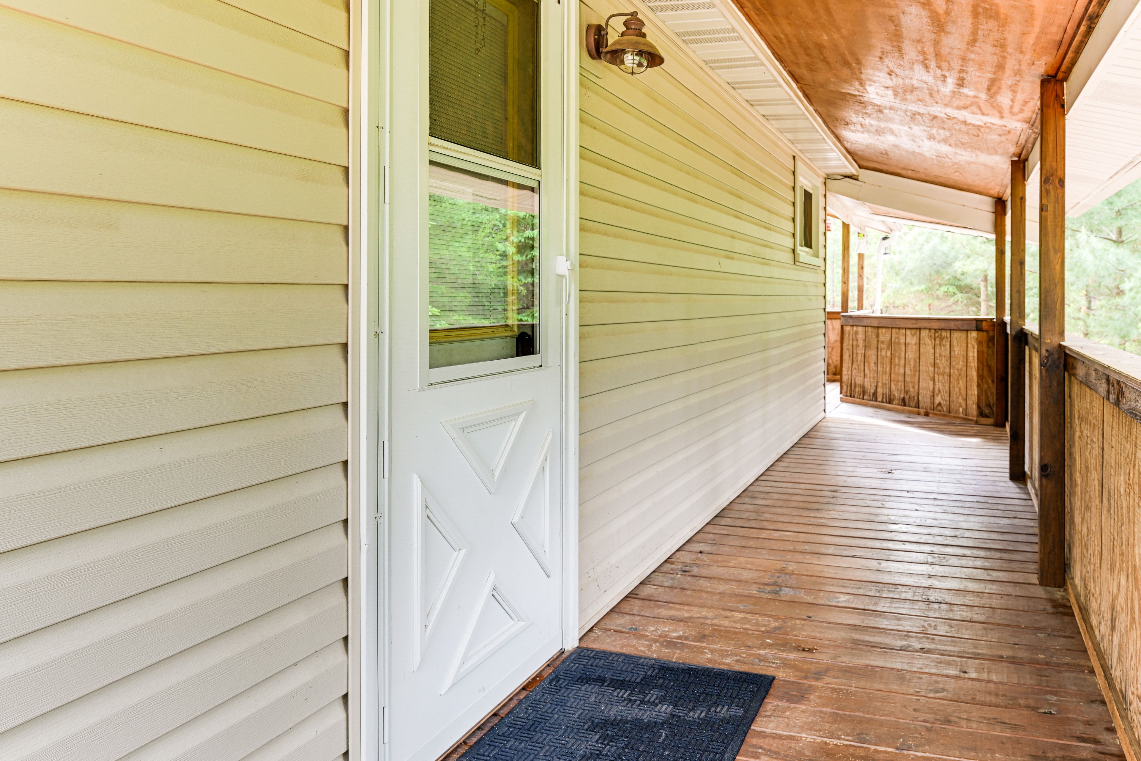 Wraparound Deck