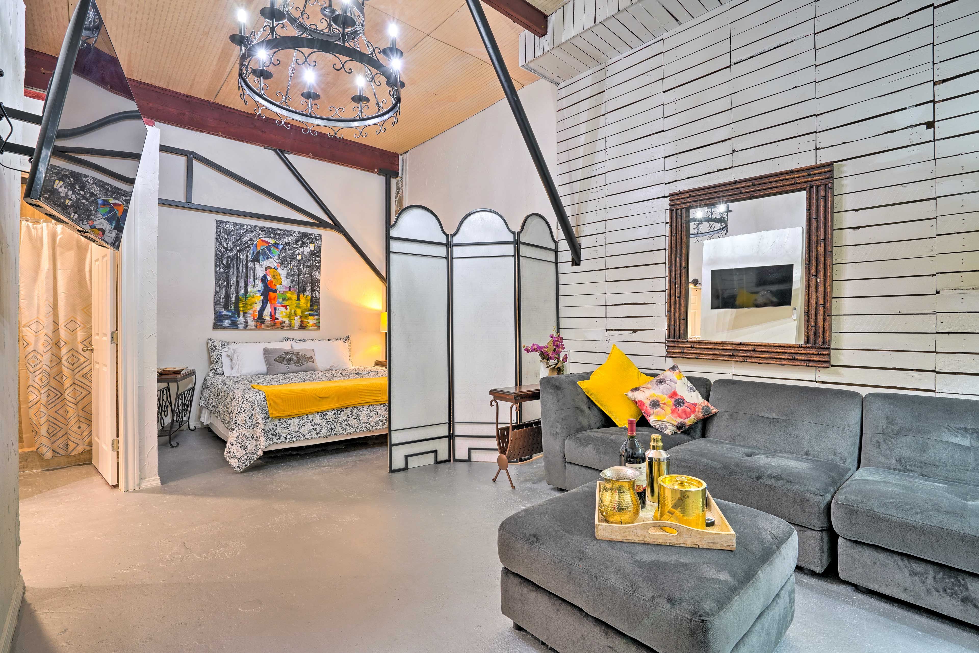 Laredo Vacation Rental | Studio | 1BA | Step-Free Access | 375 Sq Ft