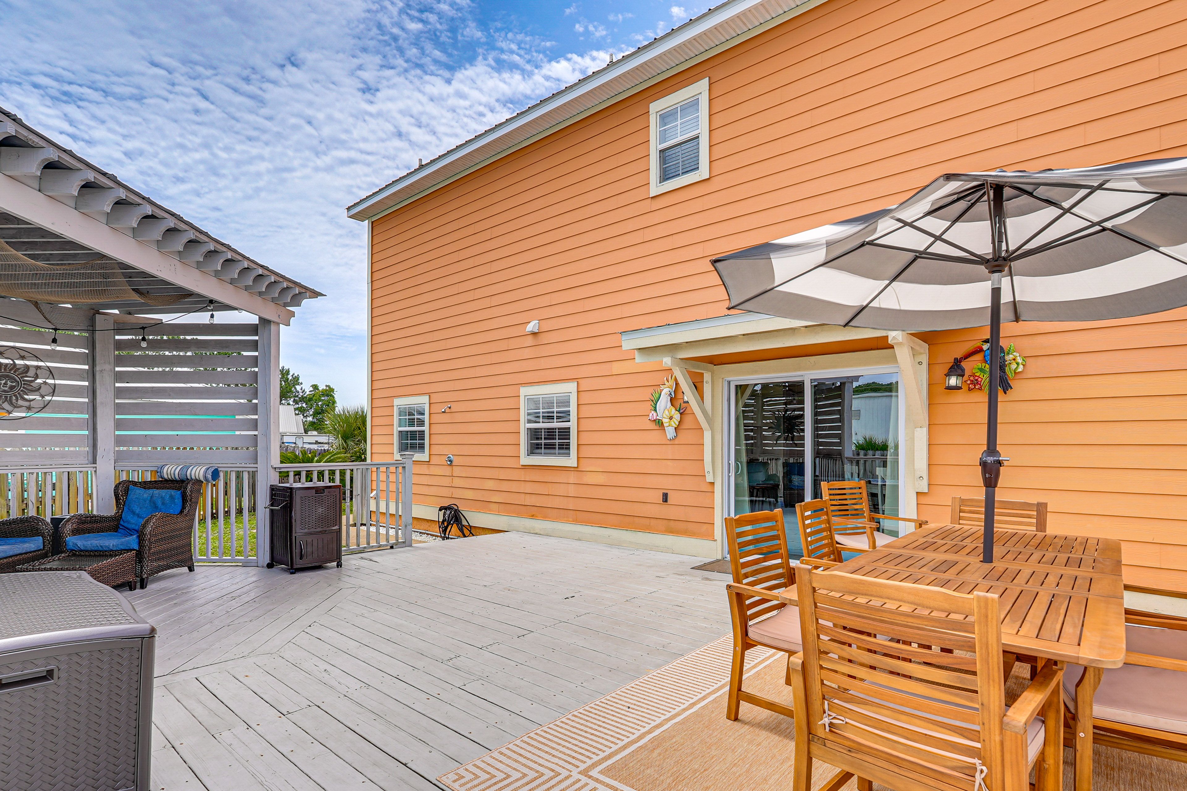 Furnished Deck | Private Yard | Poolside Patio