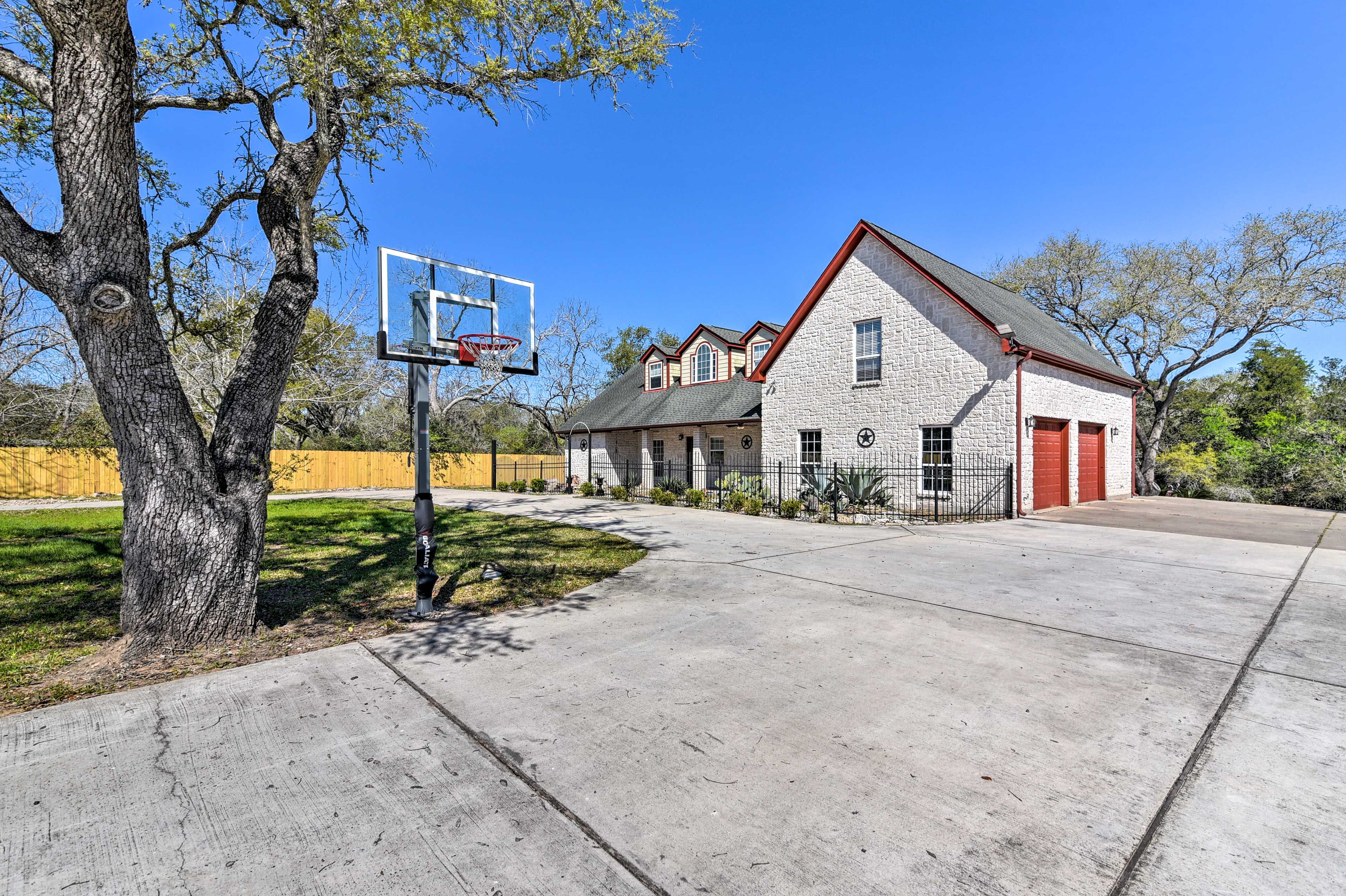 Property Exterior | RV/Trailer Parking Allowed On-Site
