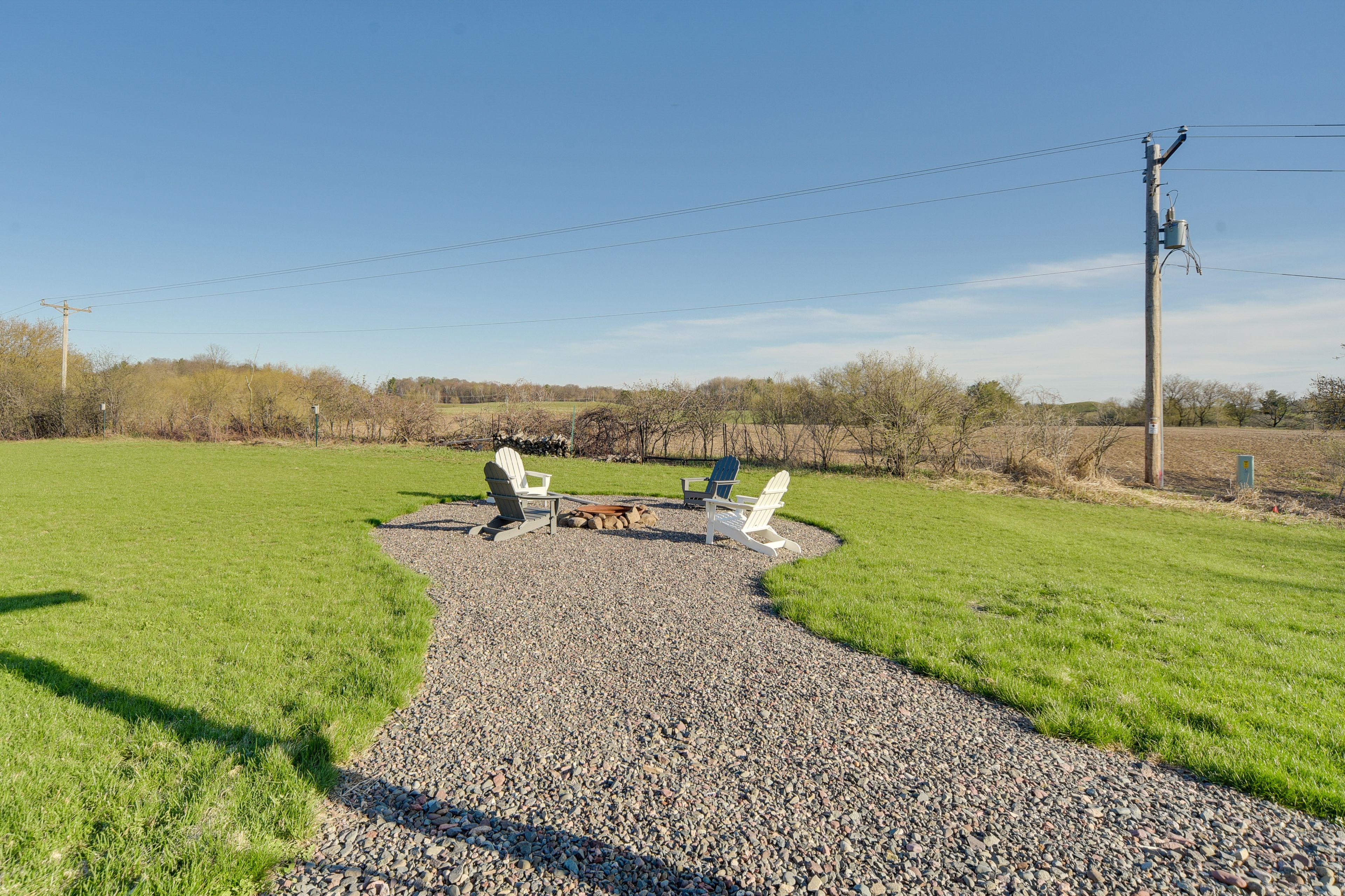Backyard | Fire Pit | Gas Grill