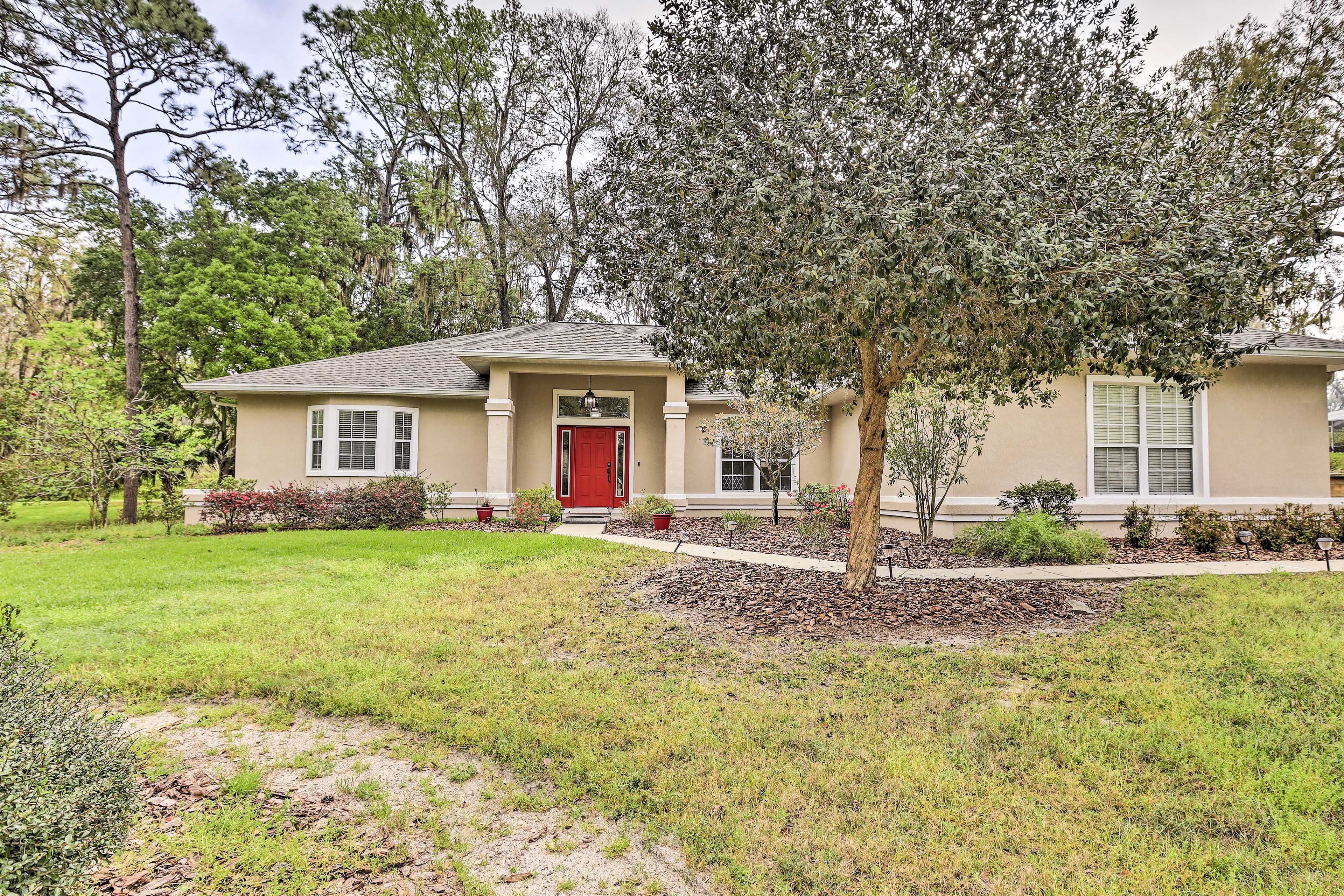 Ocala Vacation Rental | 3BR | 2BA | 2,561 Sq Ft | 2 Steps to Enter
