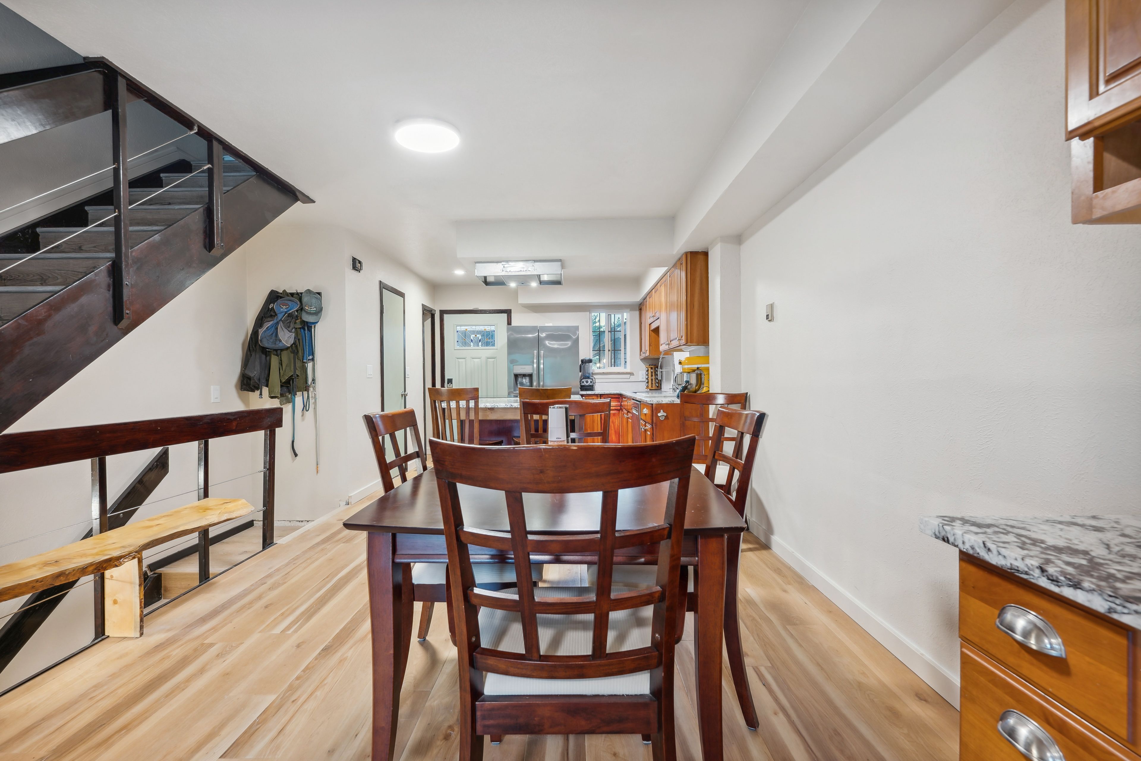 Dining Area | Dishware & Flatware Provided