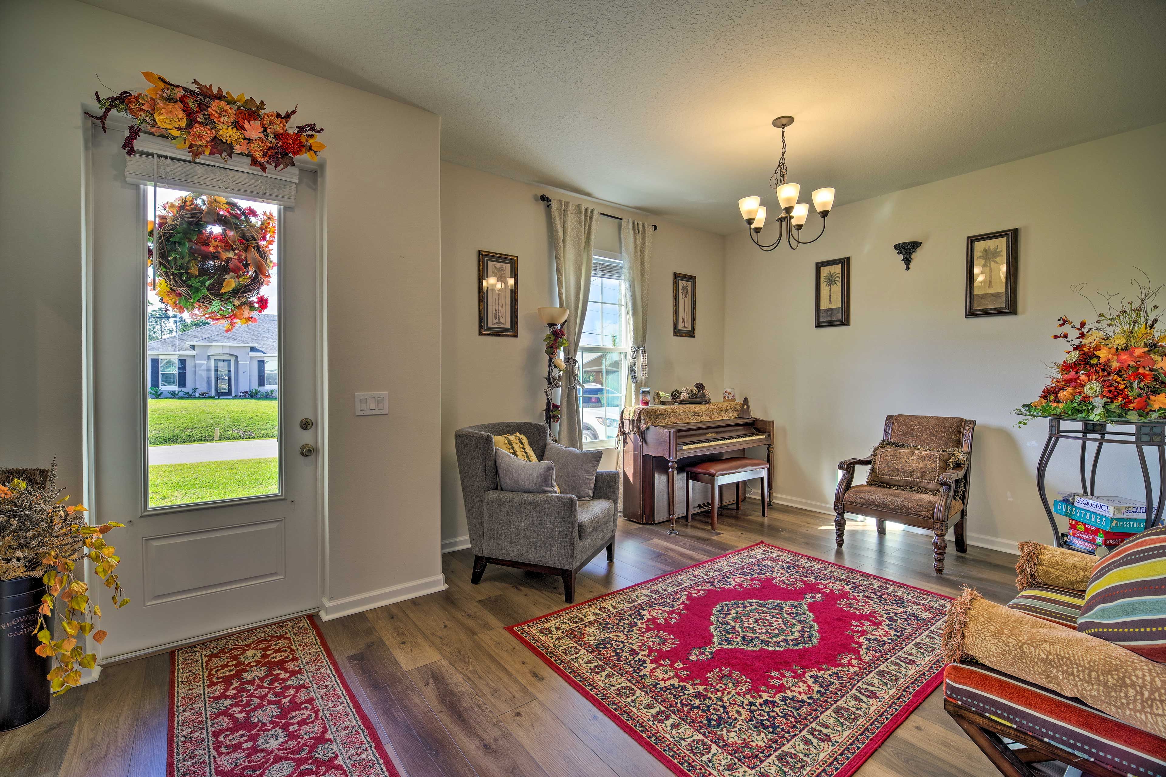 Front Living Area | Piano | Board Games