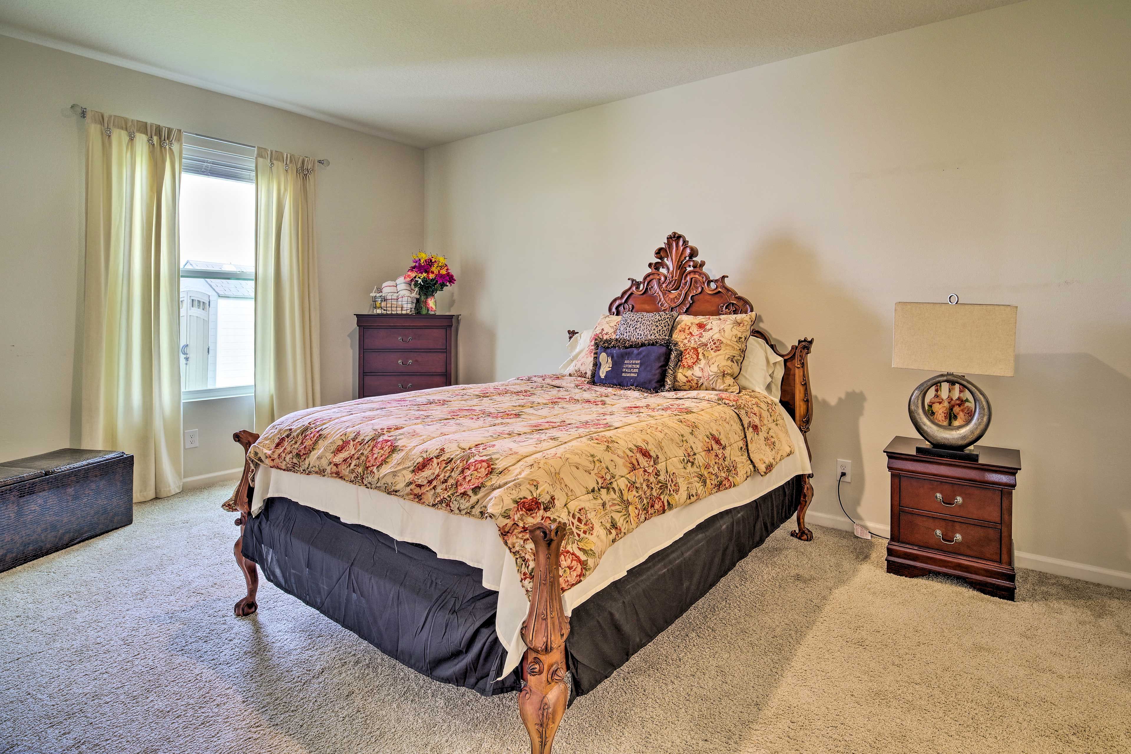 Bedroom 1 | Full Bed