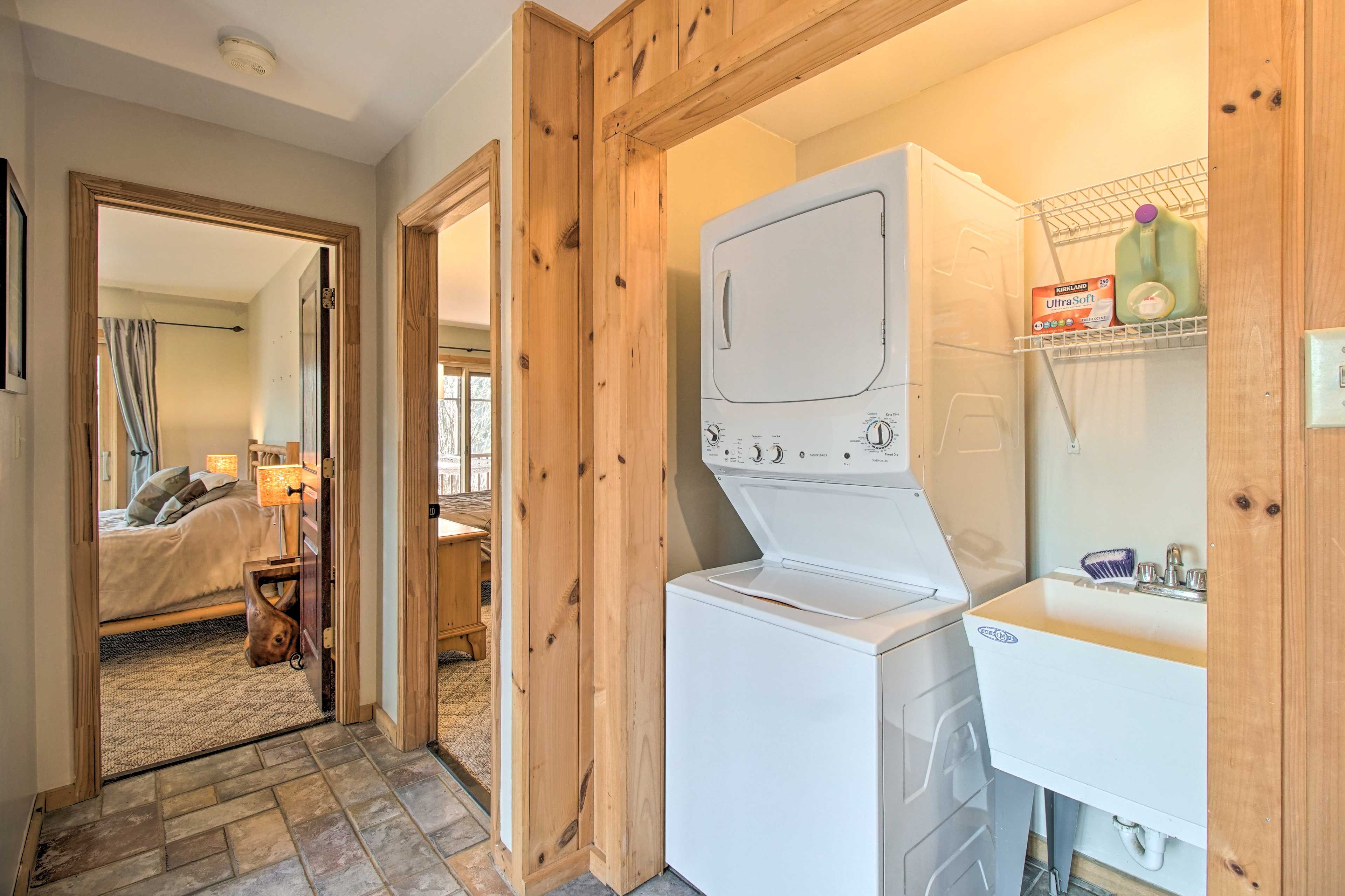 Washer & Dryer | Detergent Provided