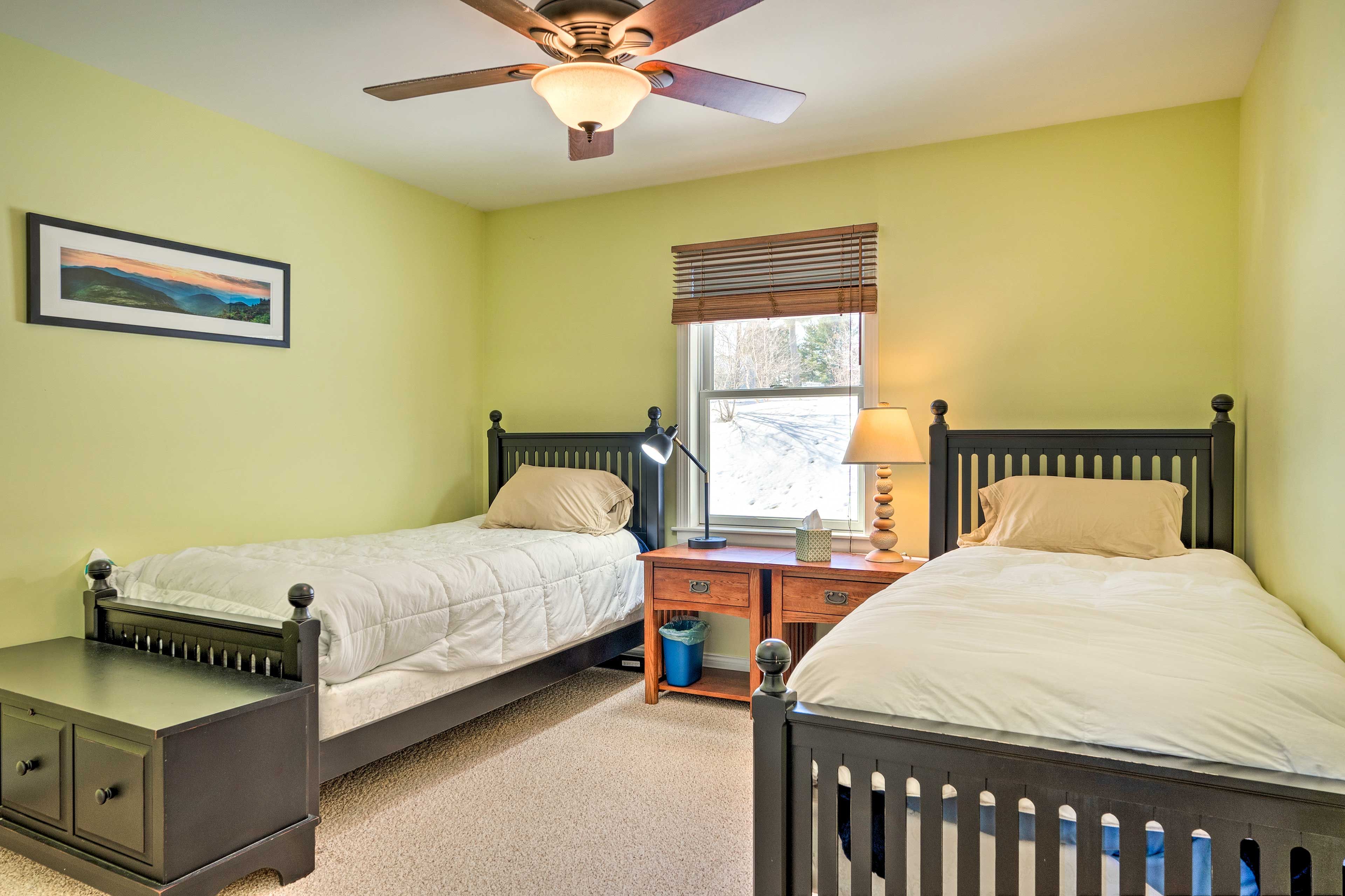 Bedroom 2 | 2 Twin Beds