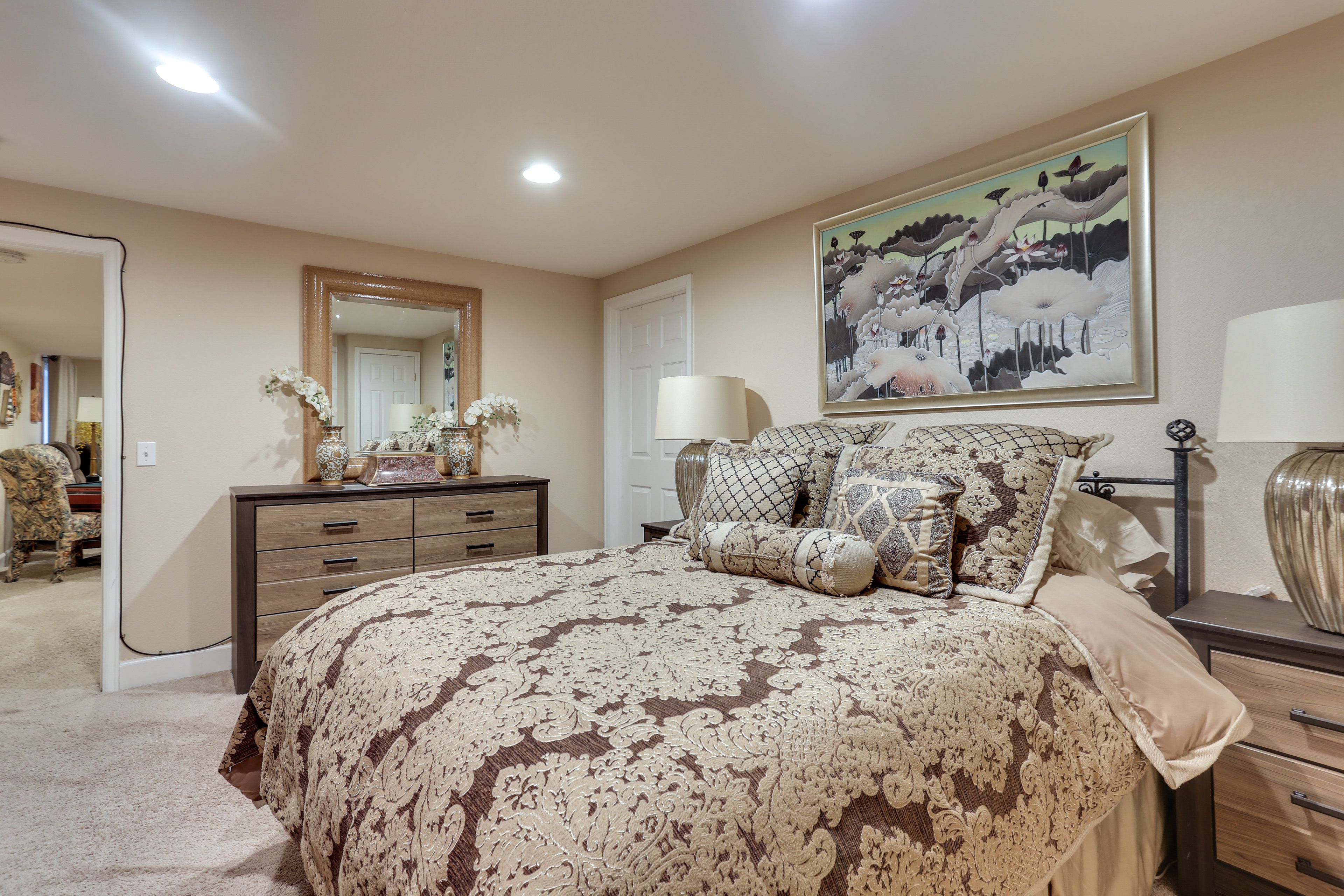 Bedroom 4 | Lower Level | Queen Bed