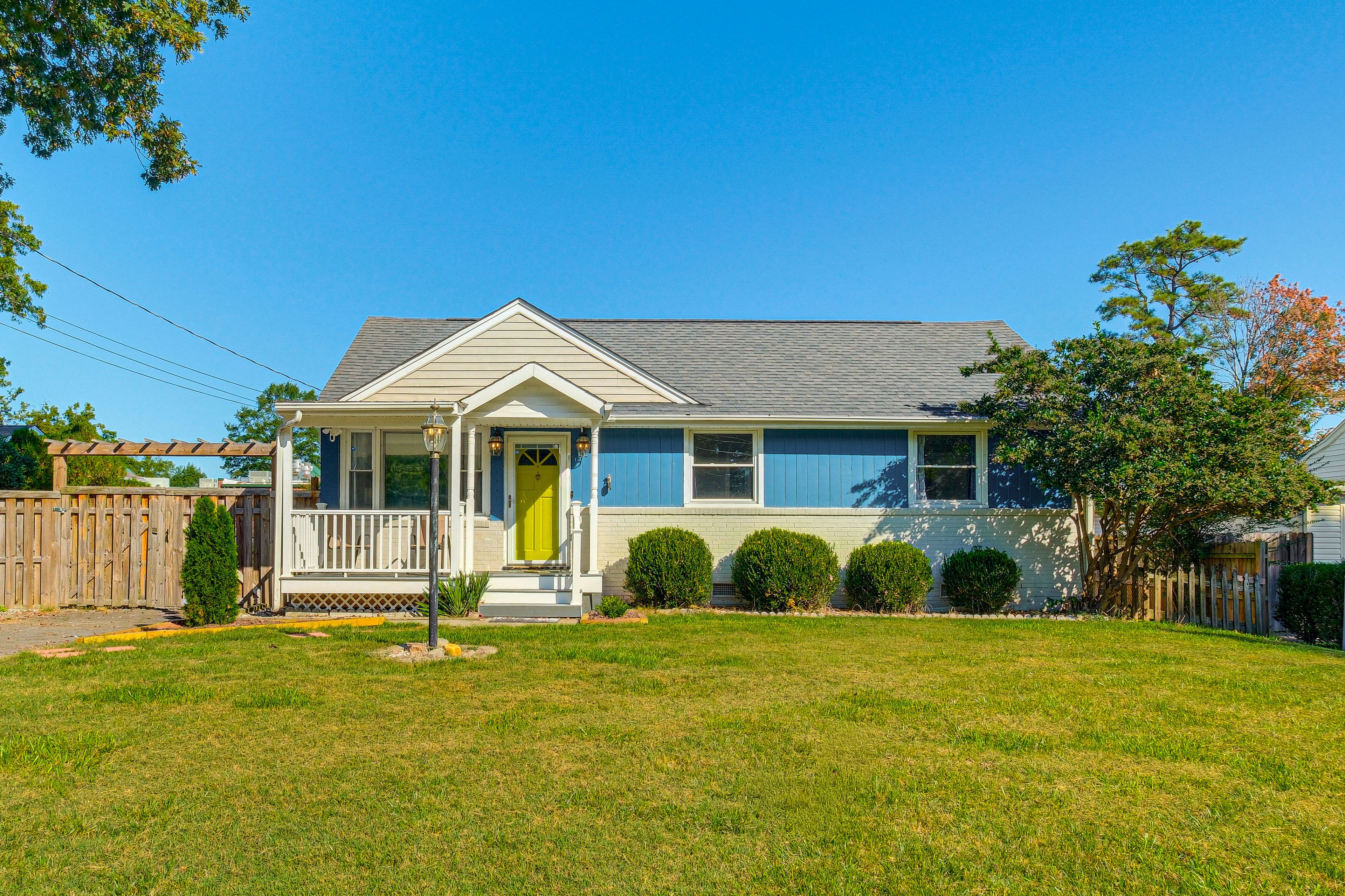 House Exterior | Single-Story Home | Free WiFi