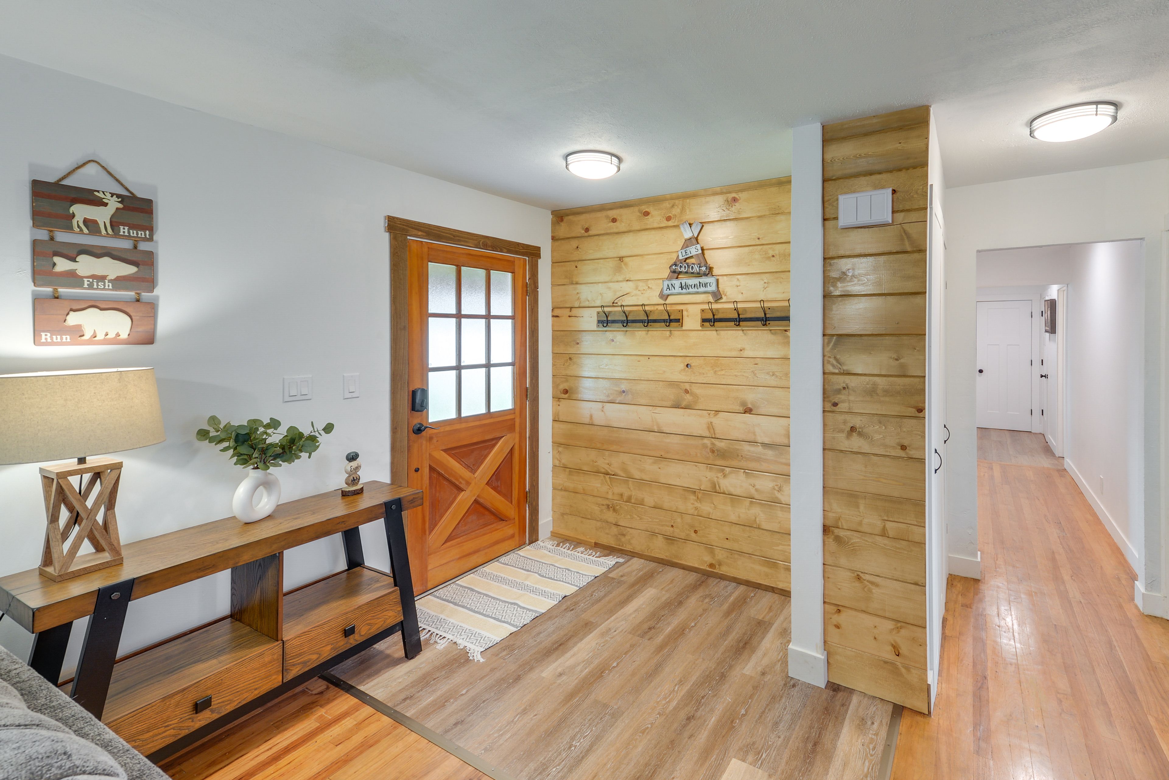 Entry | Single-Story Home