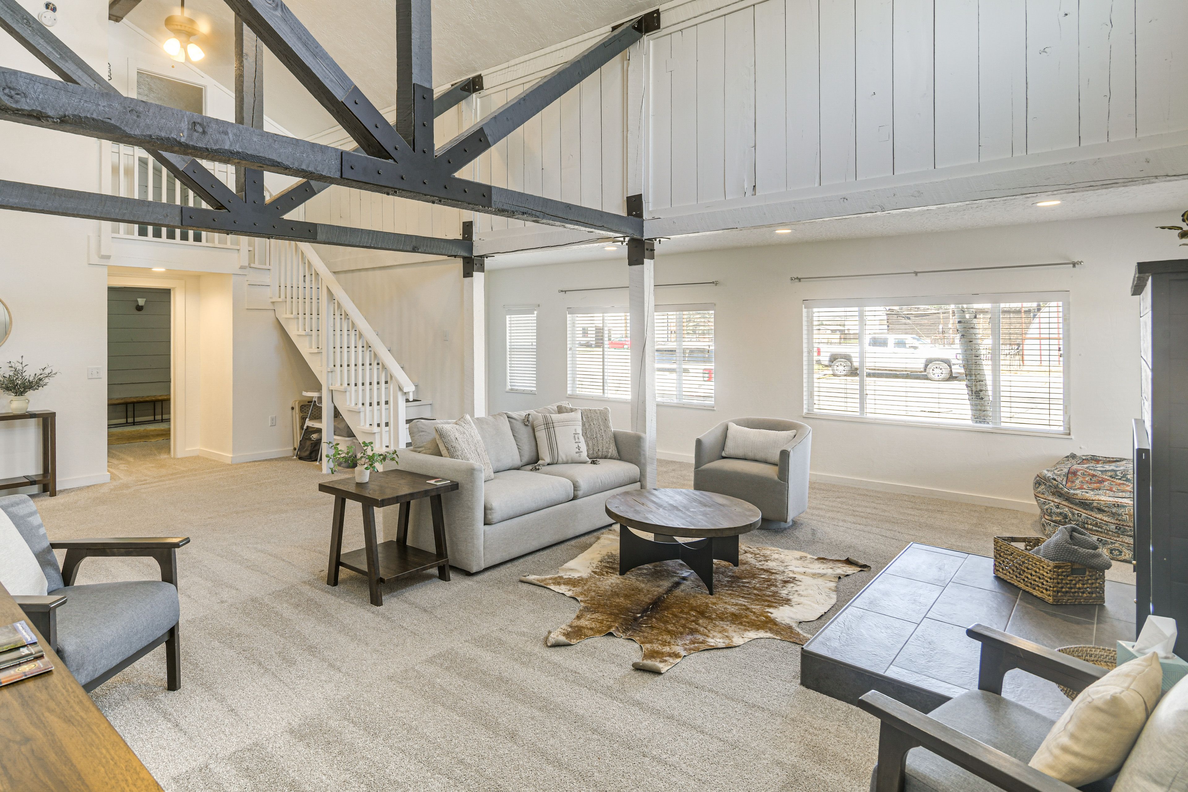 Living Room | Sleeper Sofa | Gas Fireplace | Smart TV
