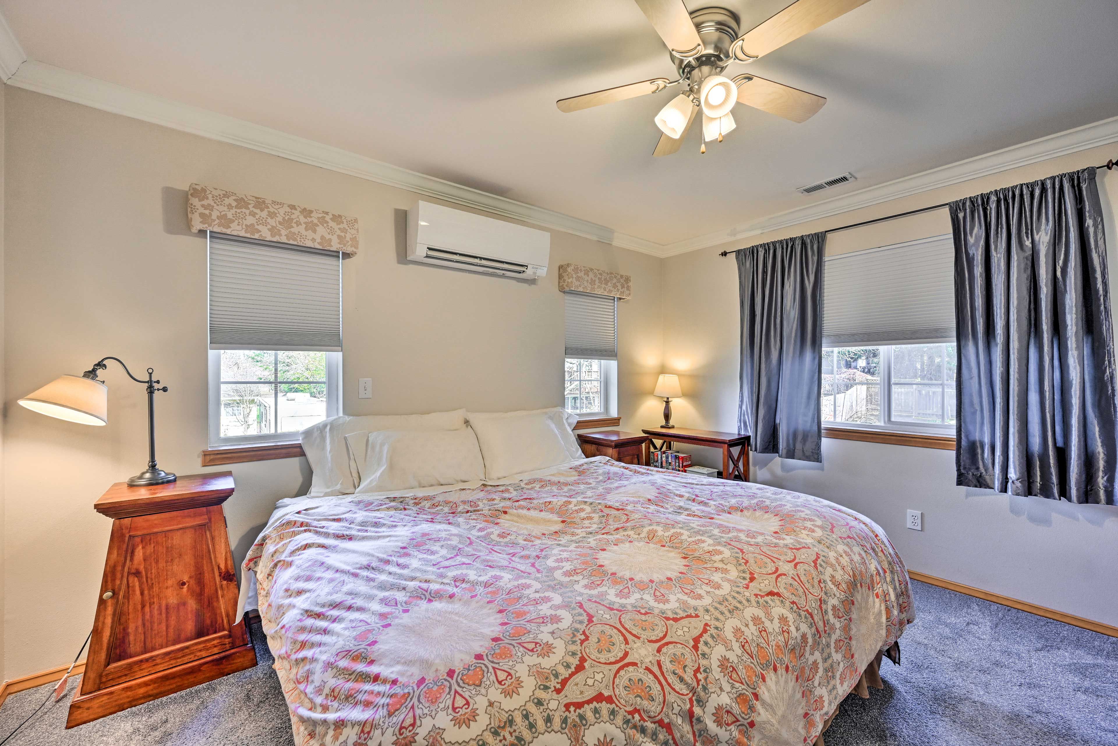 Bedroom 1 | King Bed | 2nd Floor | En-Suite Bathroom